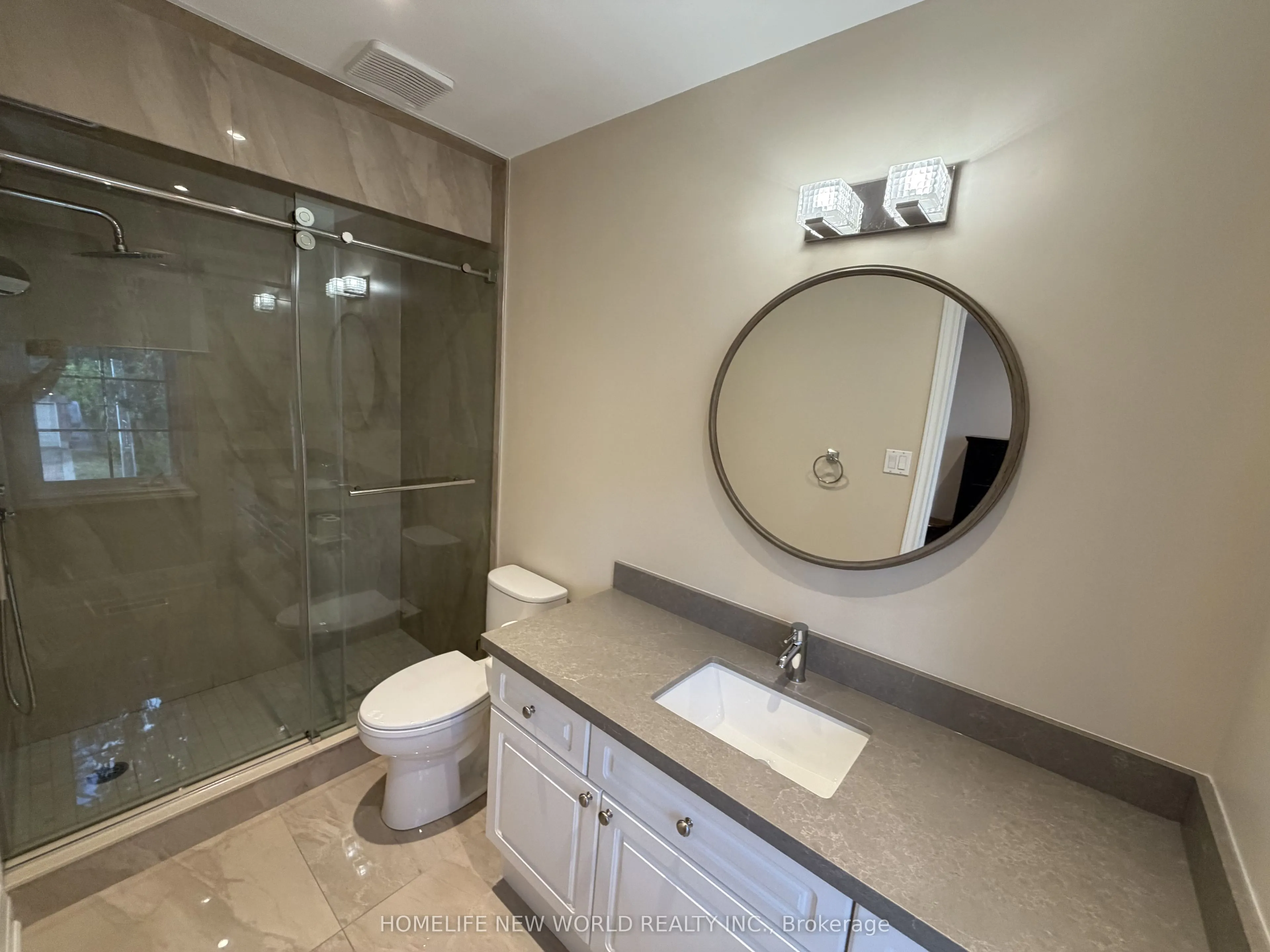63A Roosevelt Drive #(UPPER)
