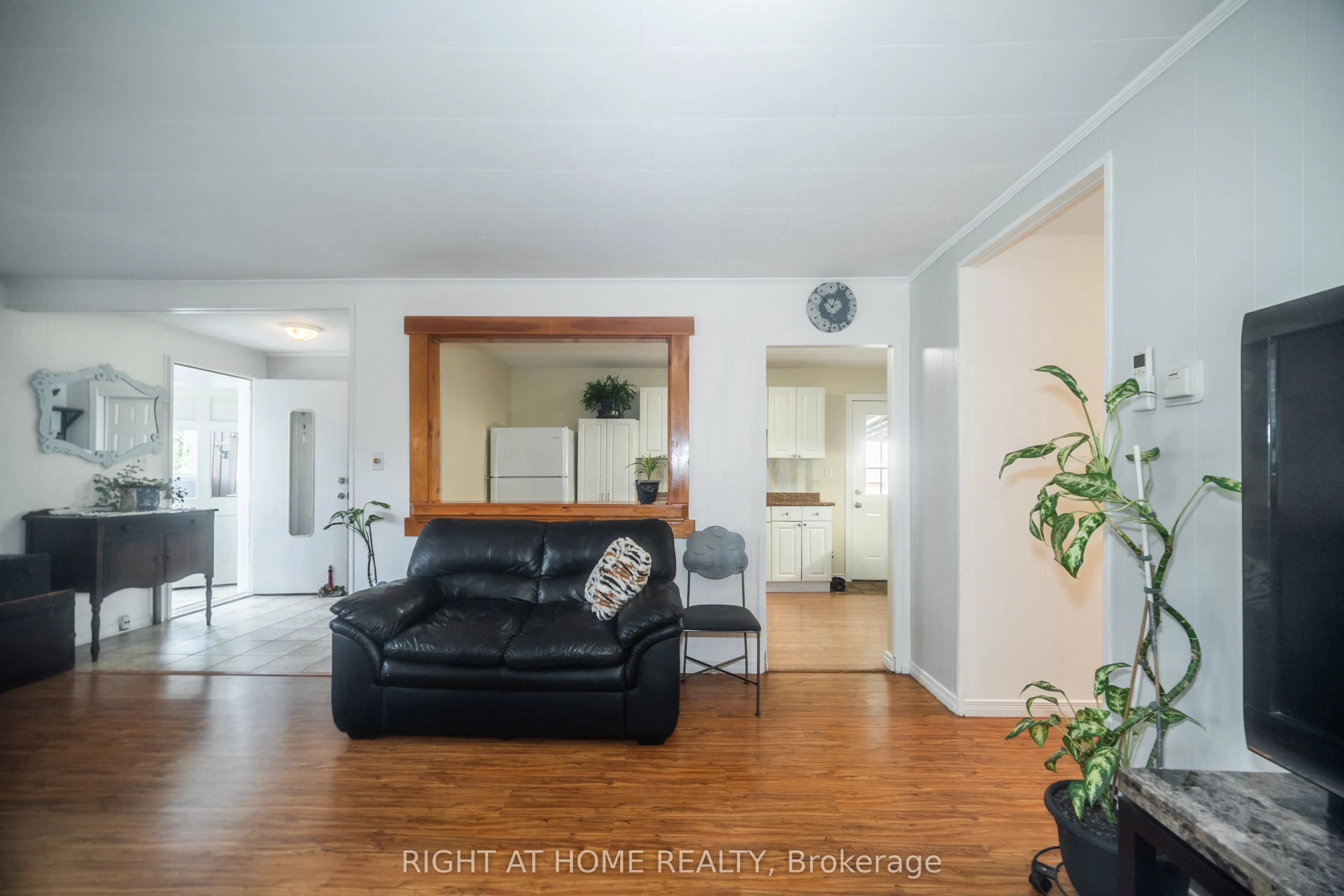 1007 Ferrier Avenue