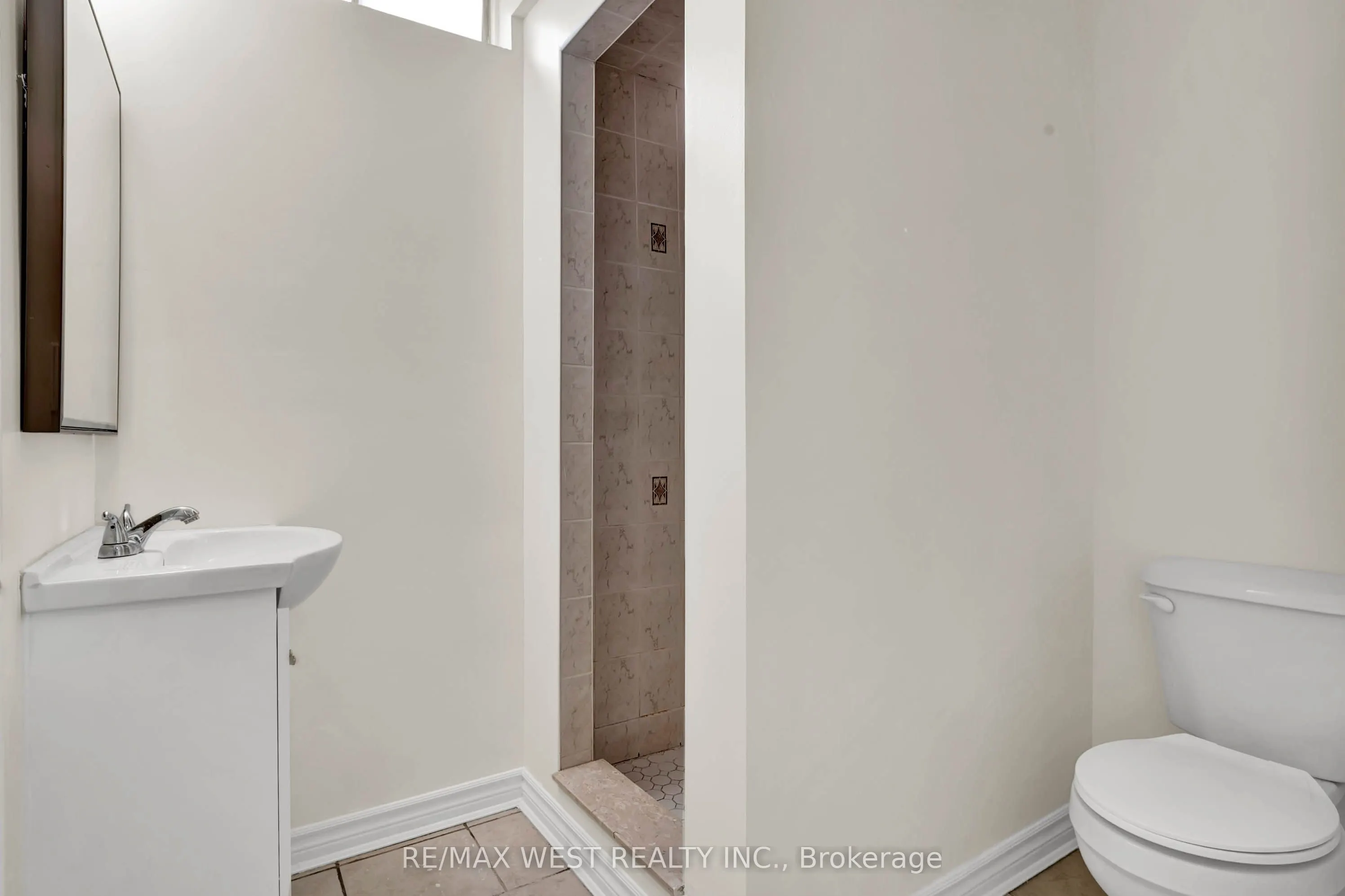 131 Bernard Avenue #Bsmt