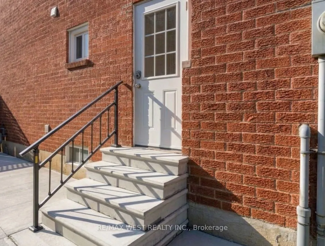 131 Bernard Avenue #Bsmt
