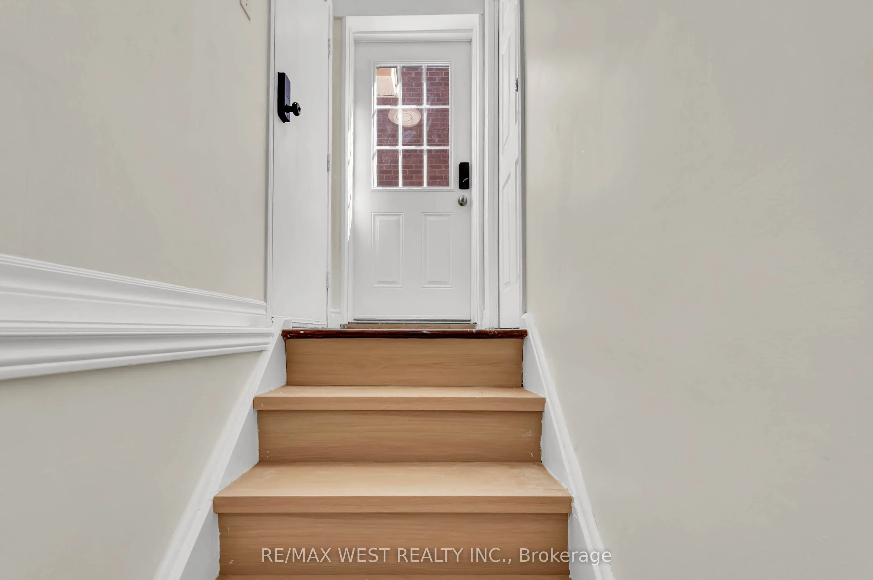 131 Bernard Avenue #Bsmt