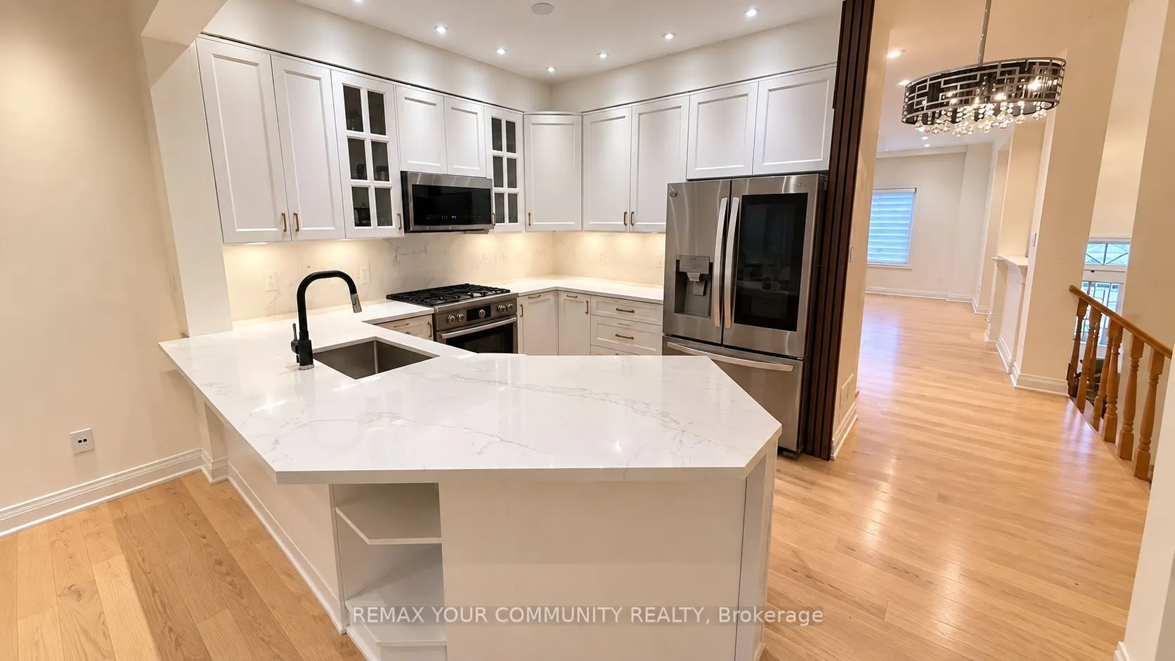 8 Edgemont Court