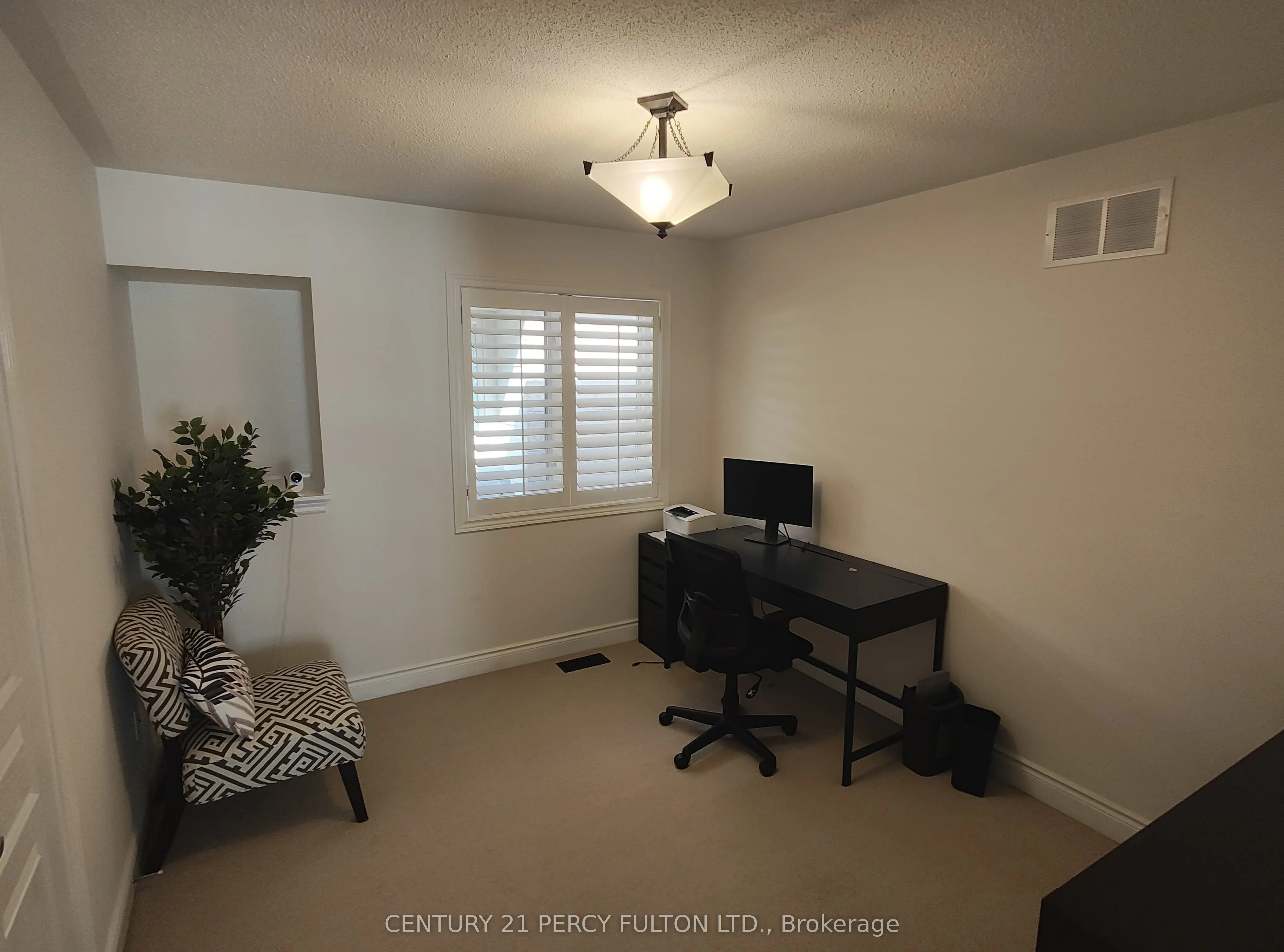 21 Bowkett Drive