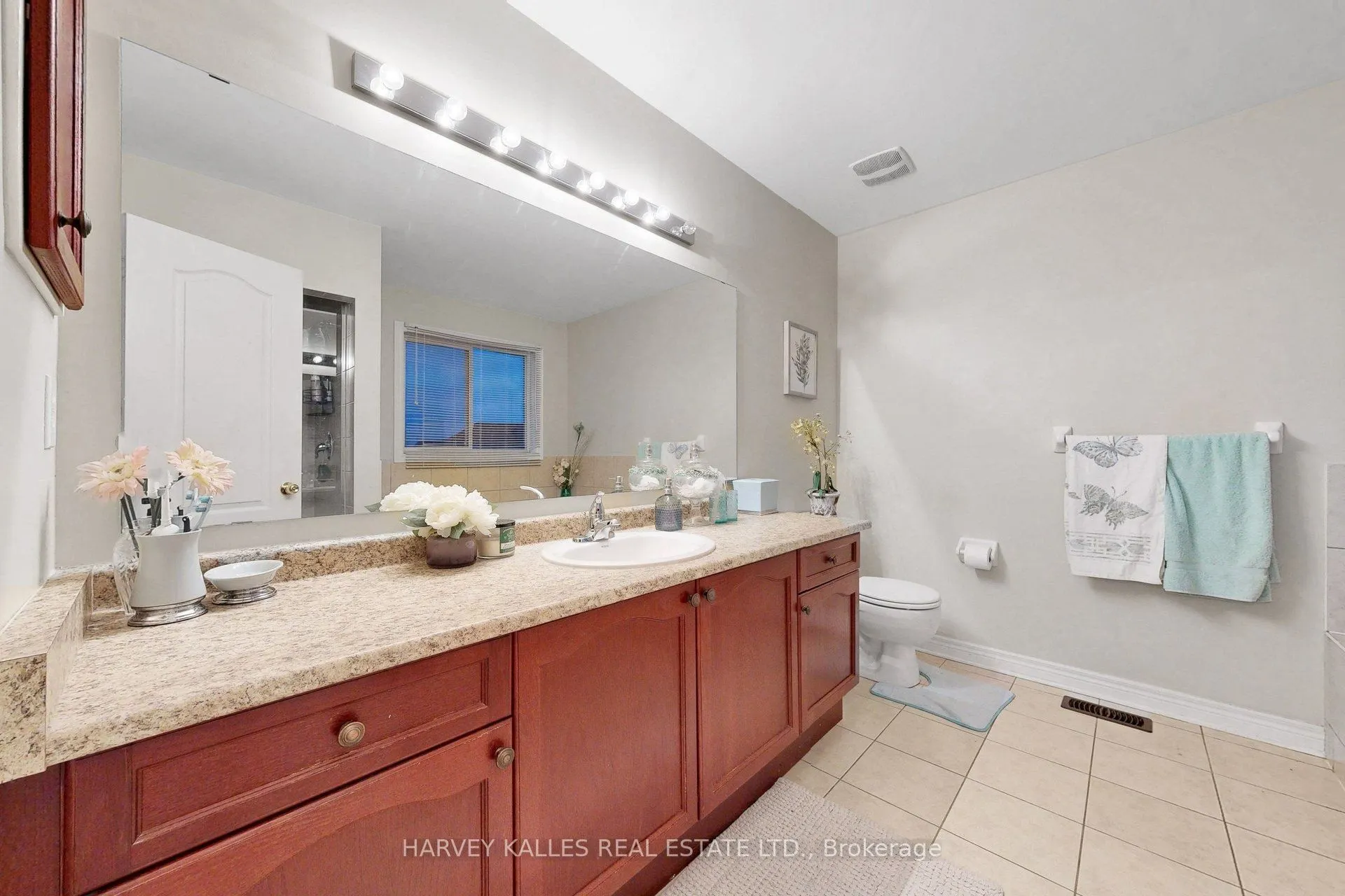 314 Dowson Loop