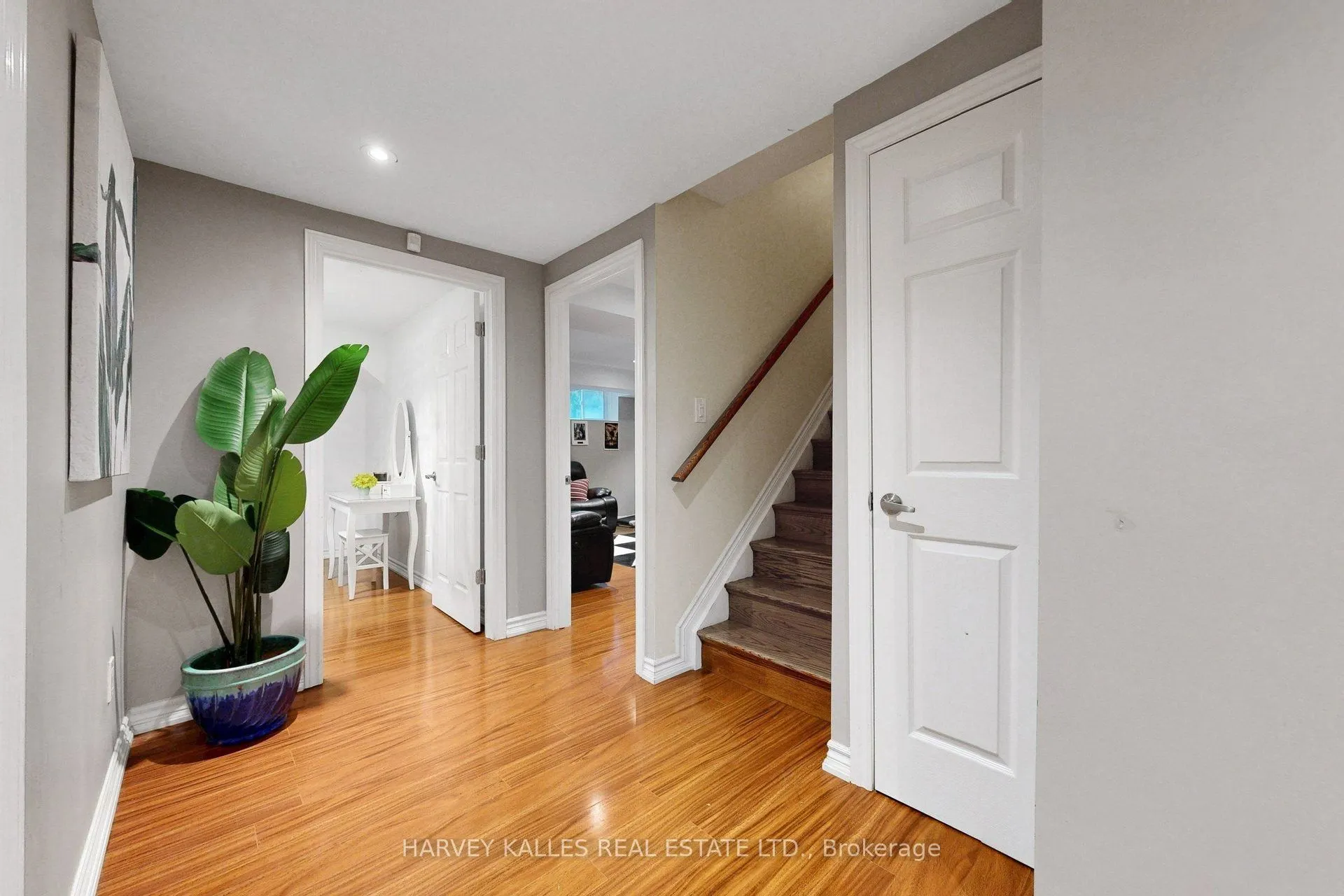 314 Dowson Loop