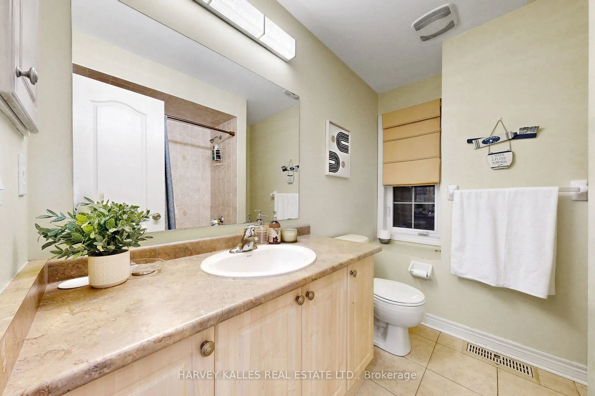 314 Dowson Loop