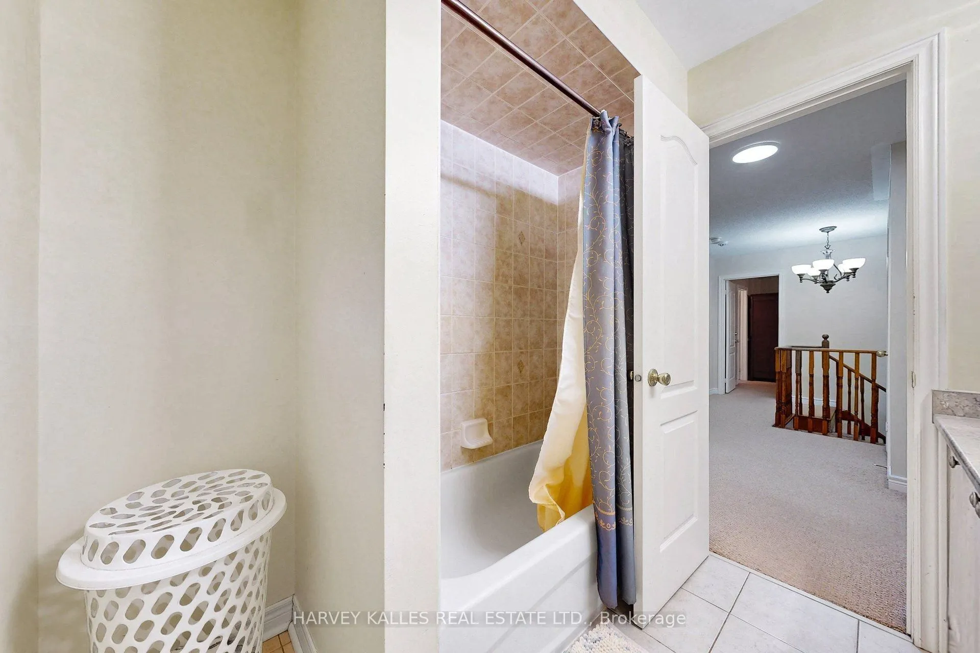 314 Dowson Loop