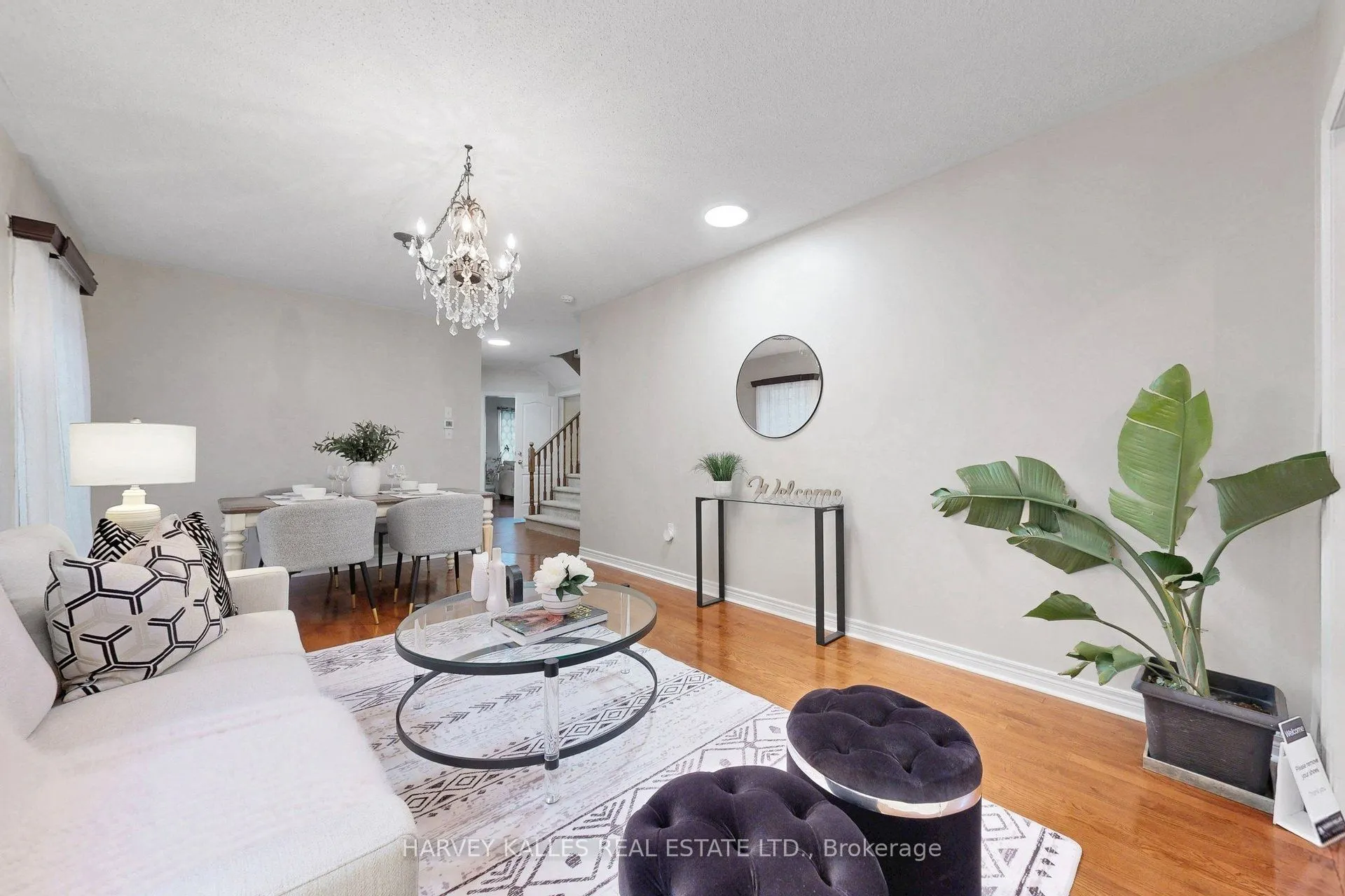 314 Dowson Loop