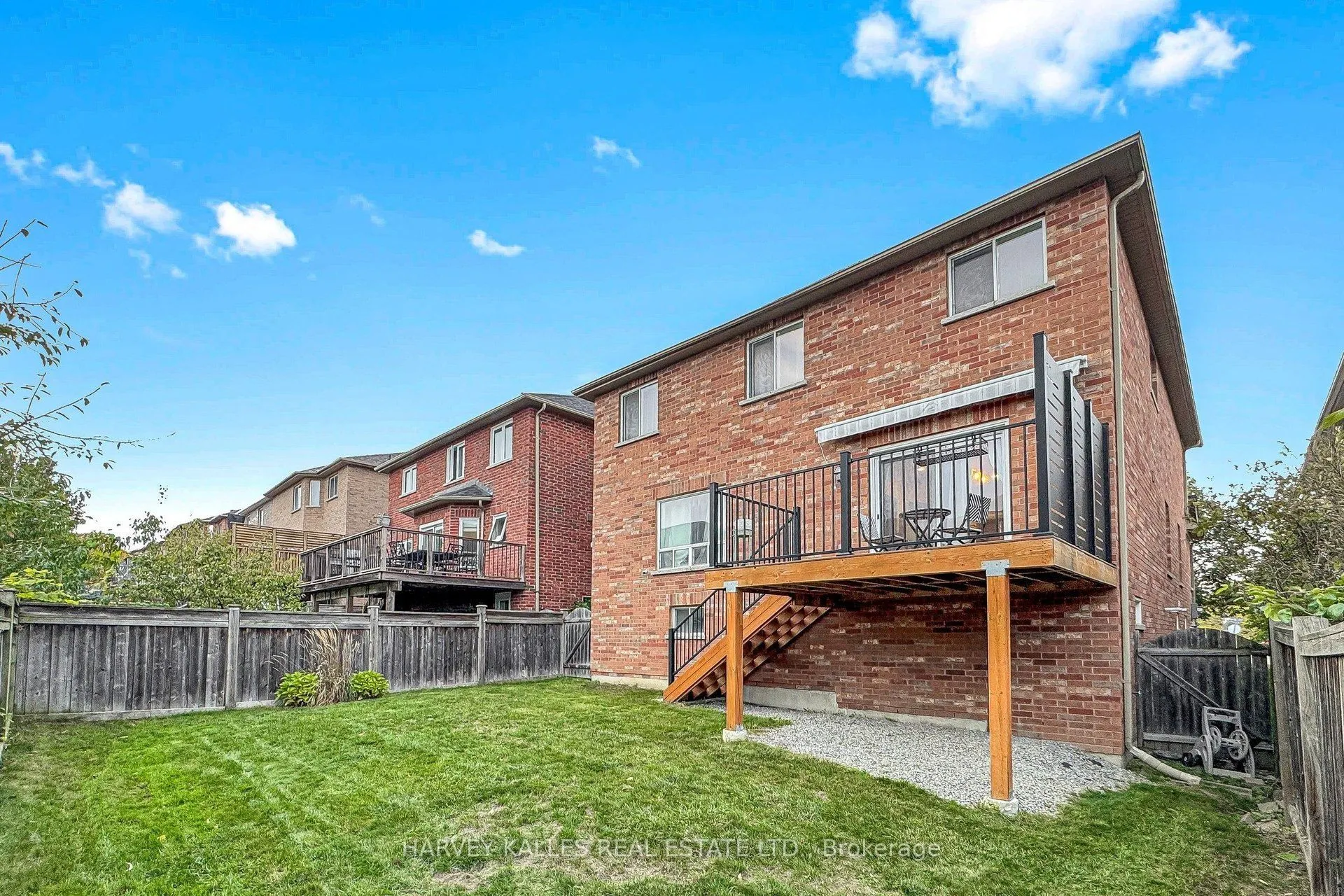 314 Dowson Loop