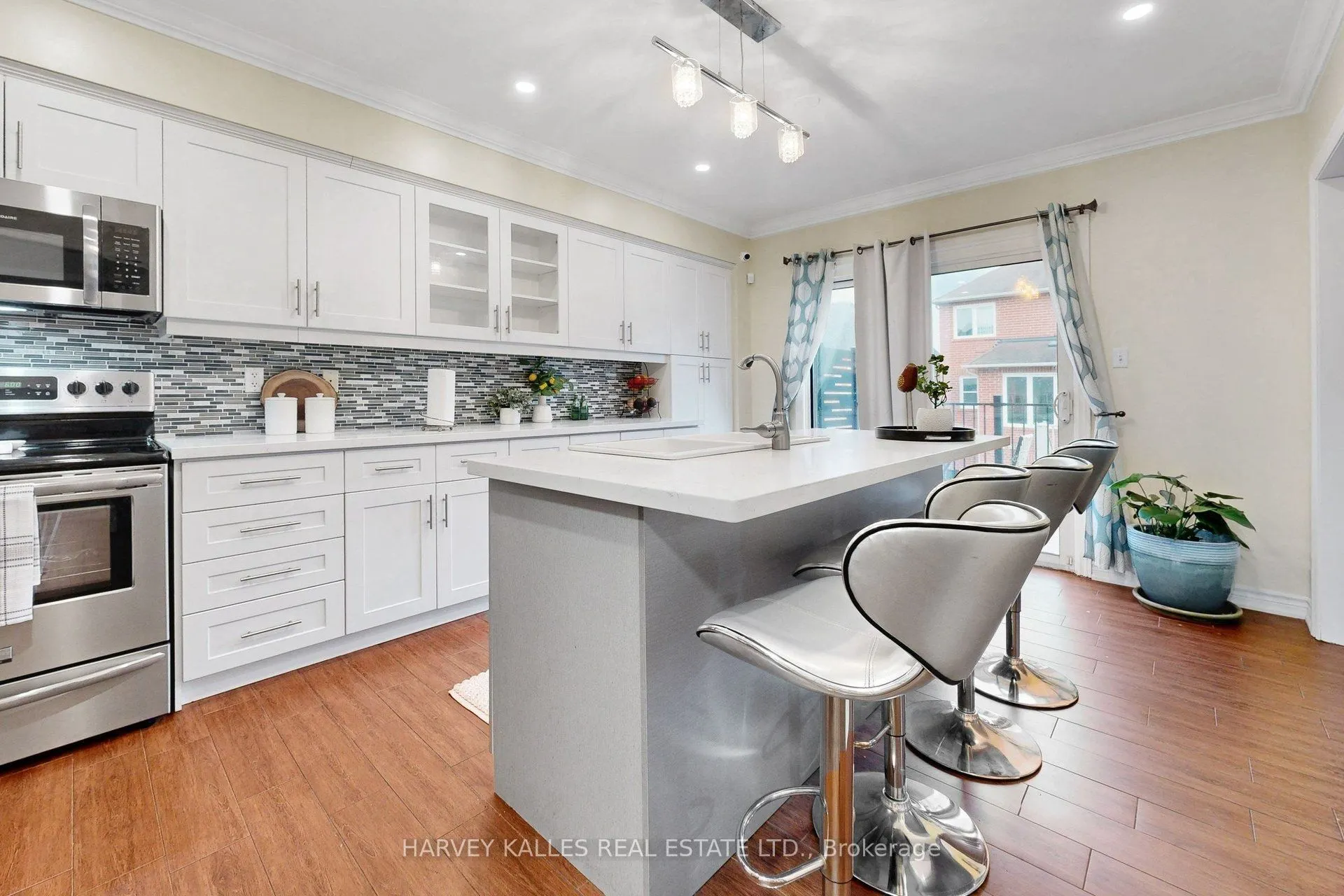 314 Dowson Loop