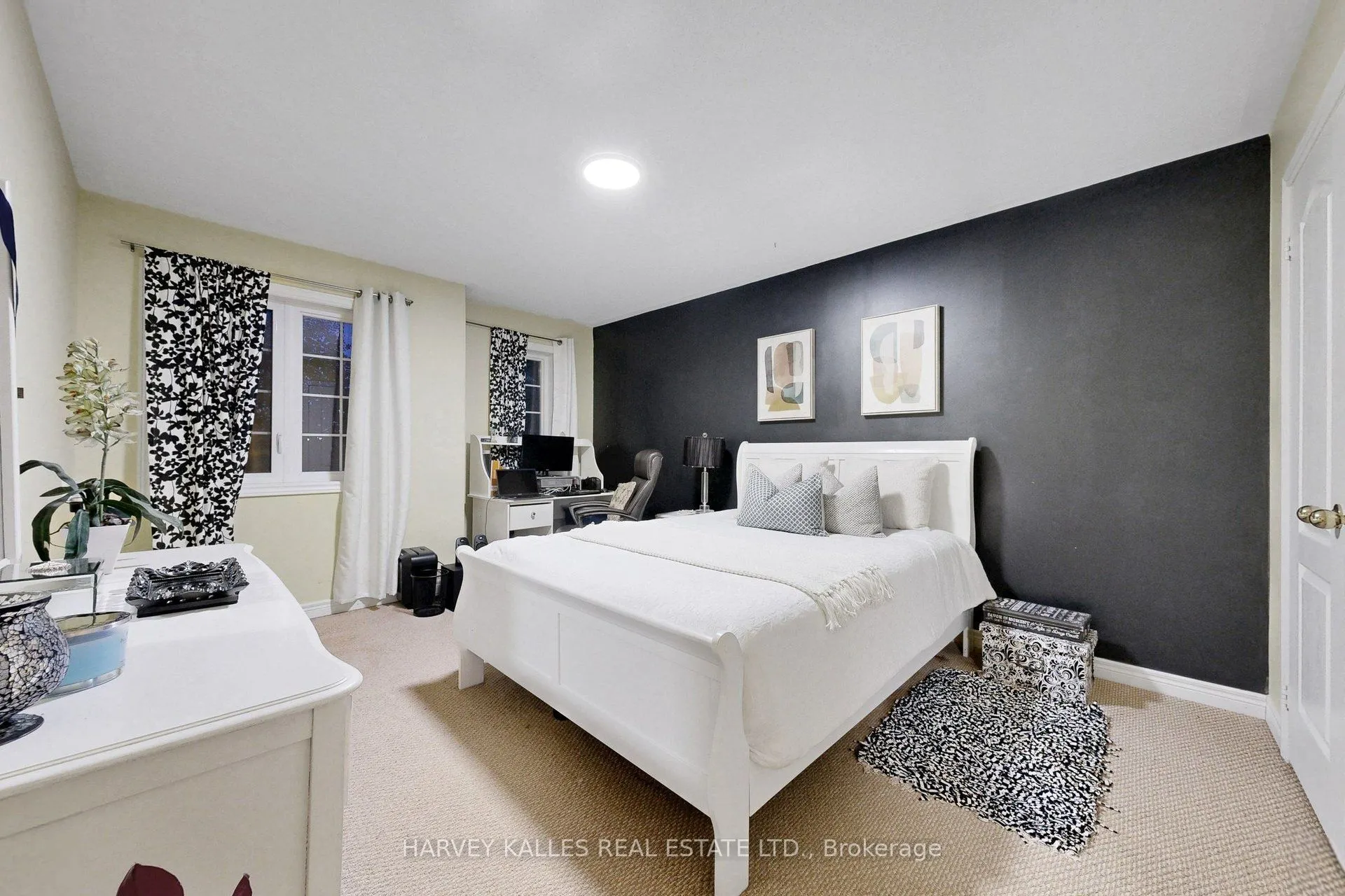 314 Dowson Loop