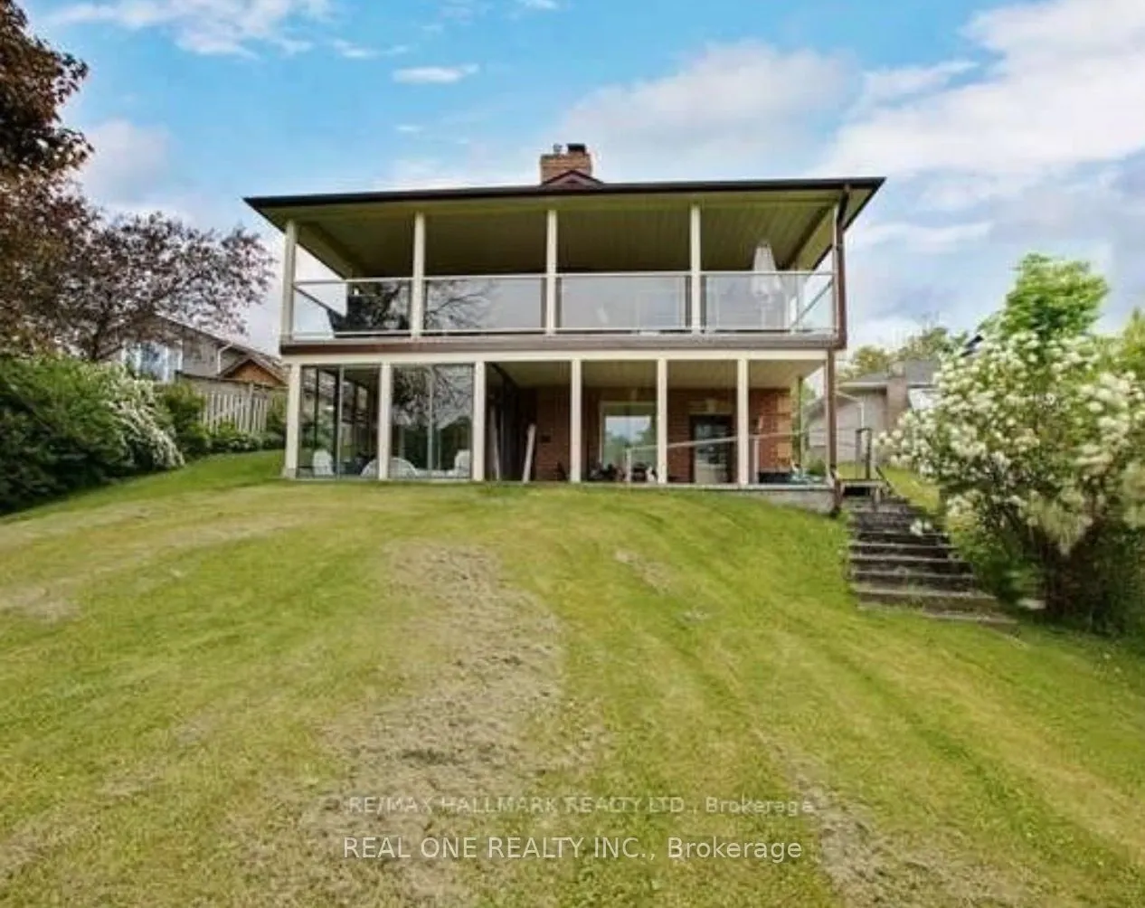 84 Riverglen Drive