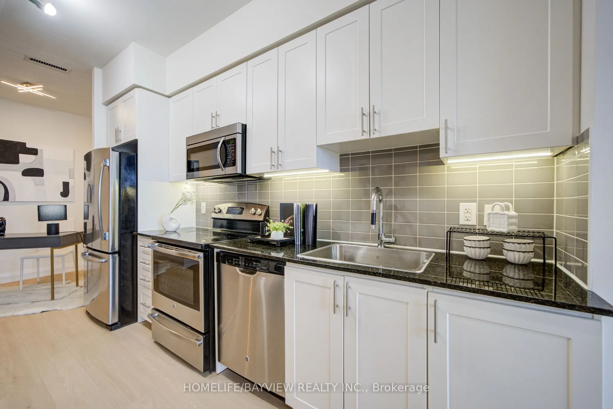 7171 Yonge Street #2409