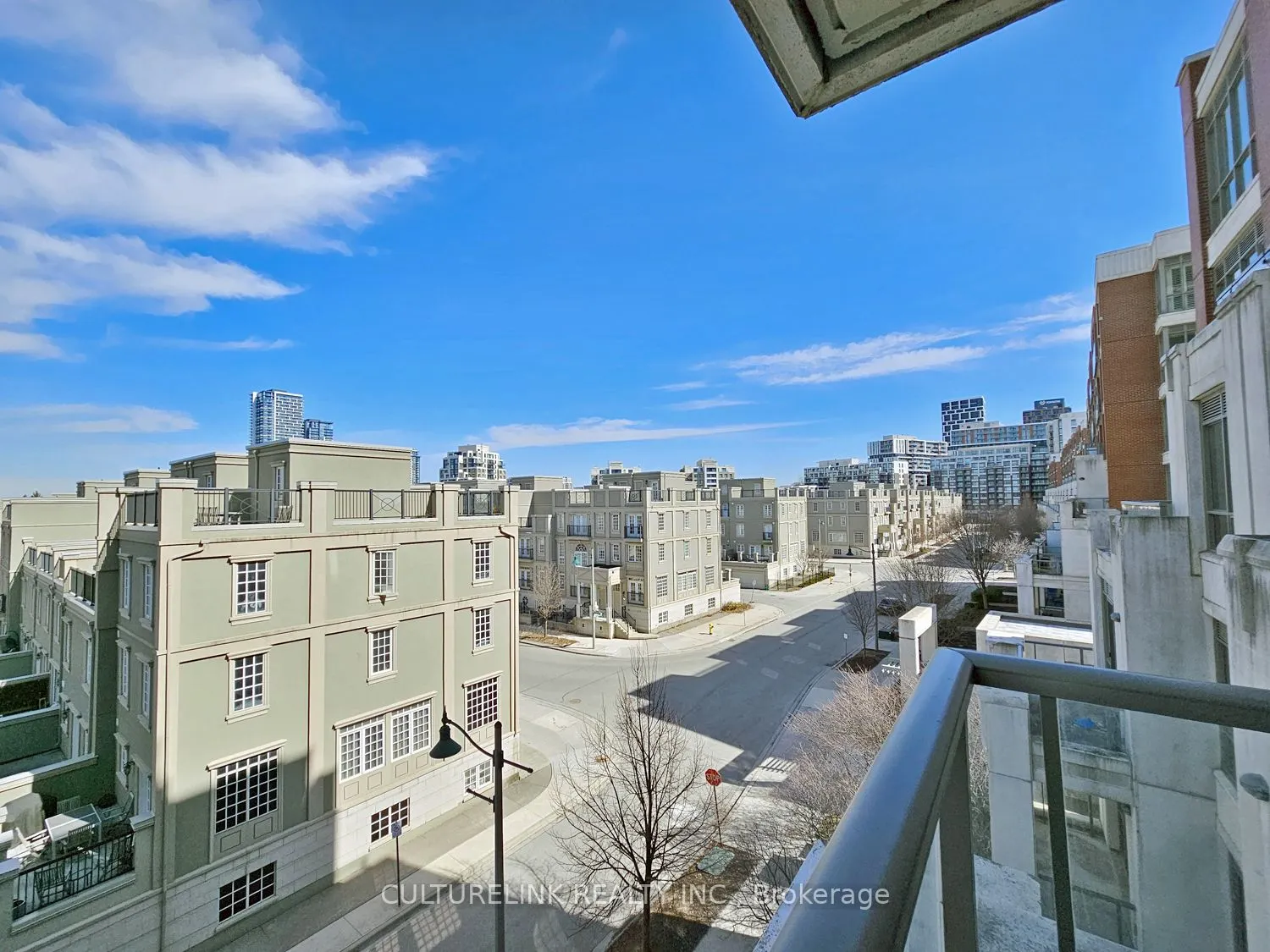 1 Upper Duke Crescent #401