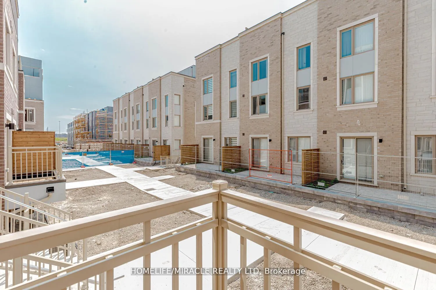 11 Honeycrisp Crescent #5