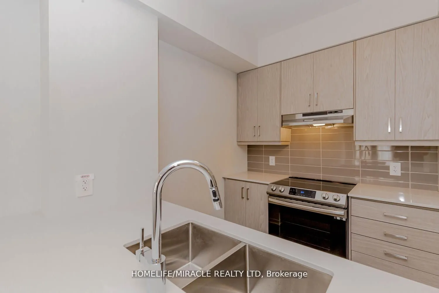 11 Honeycrisp Crescent #5