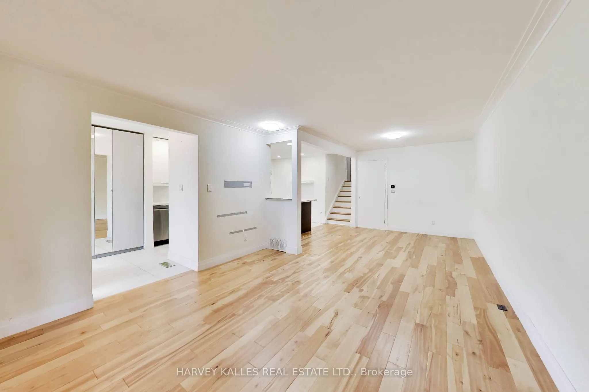 80 Sherwood Forest Drive