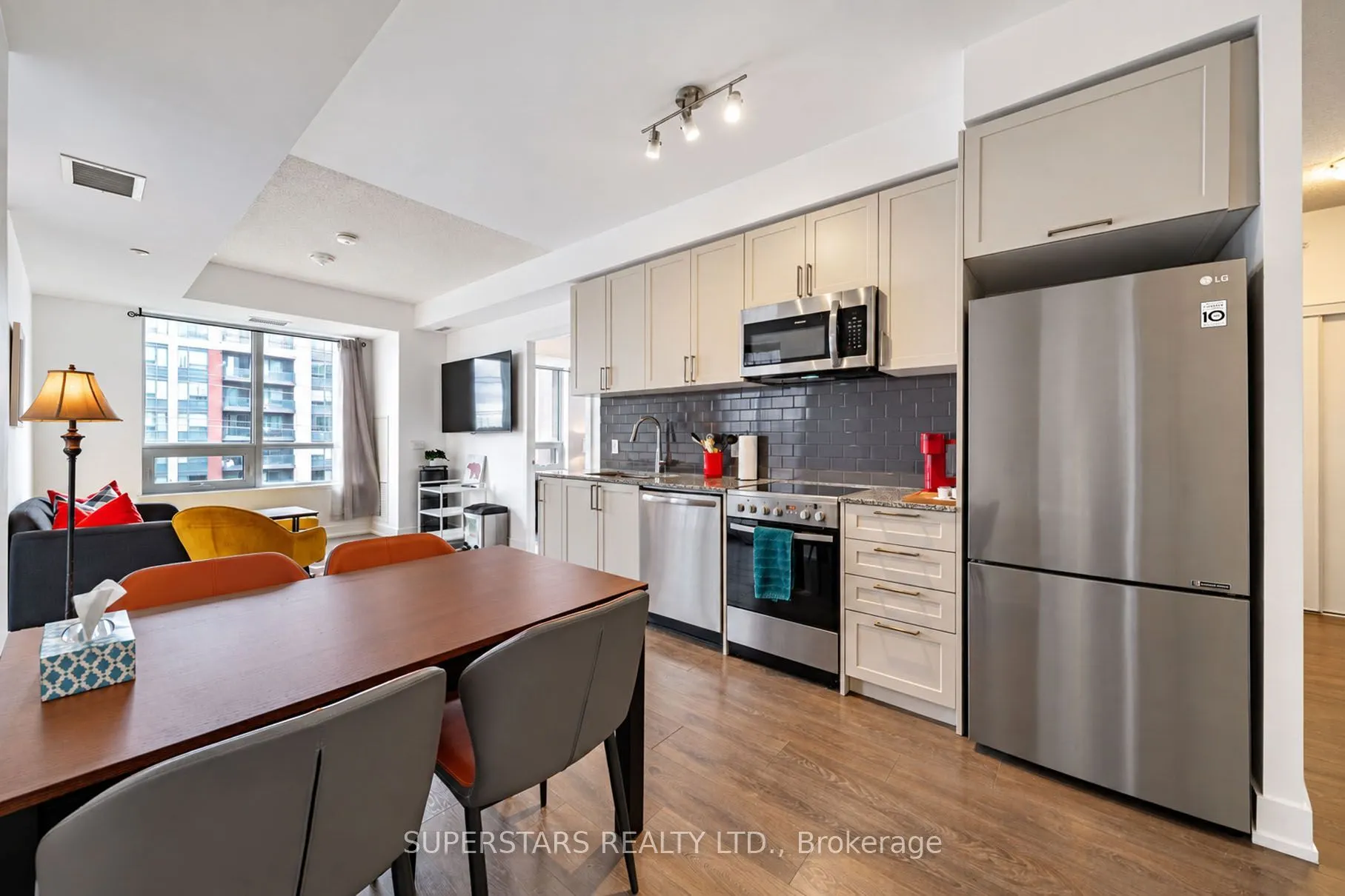 278 Buchanan Drive #521E