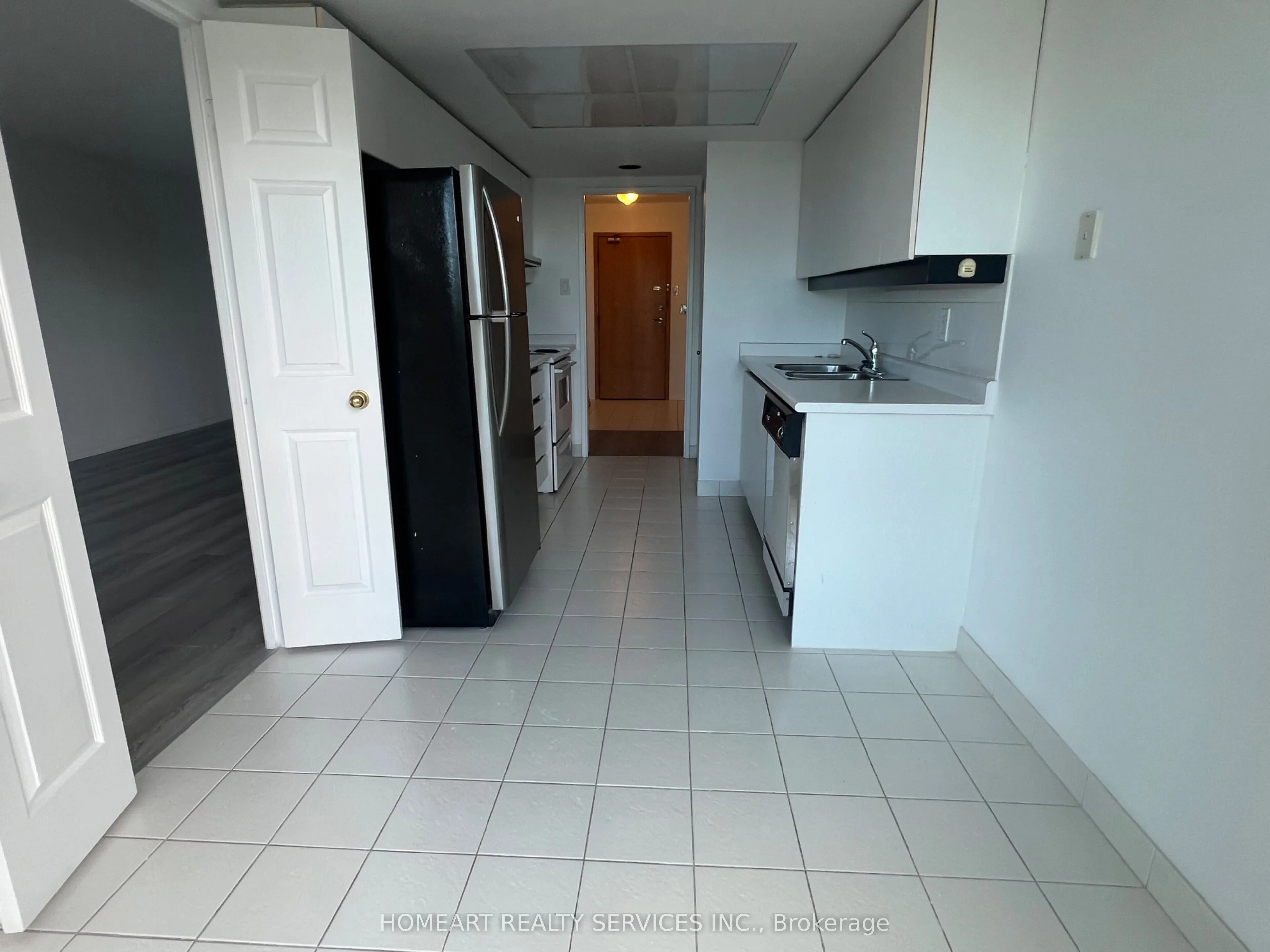 7905 Bayview Avenue #623