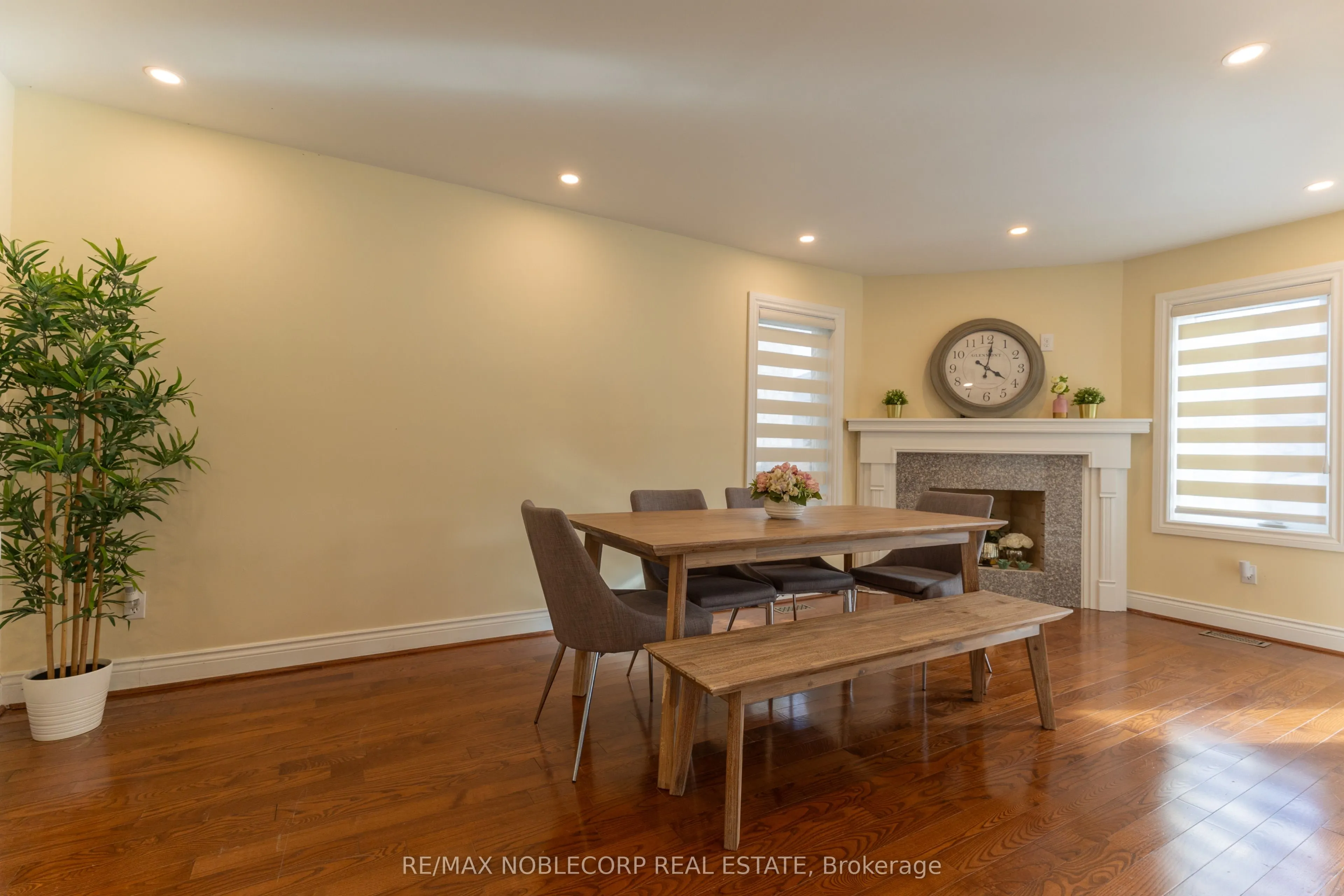 71 Castlepoint Drive