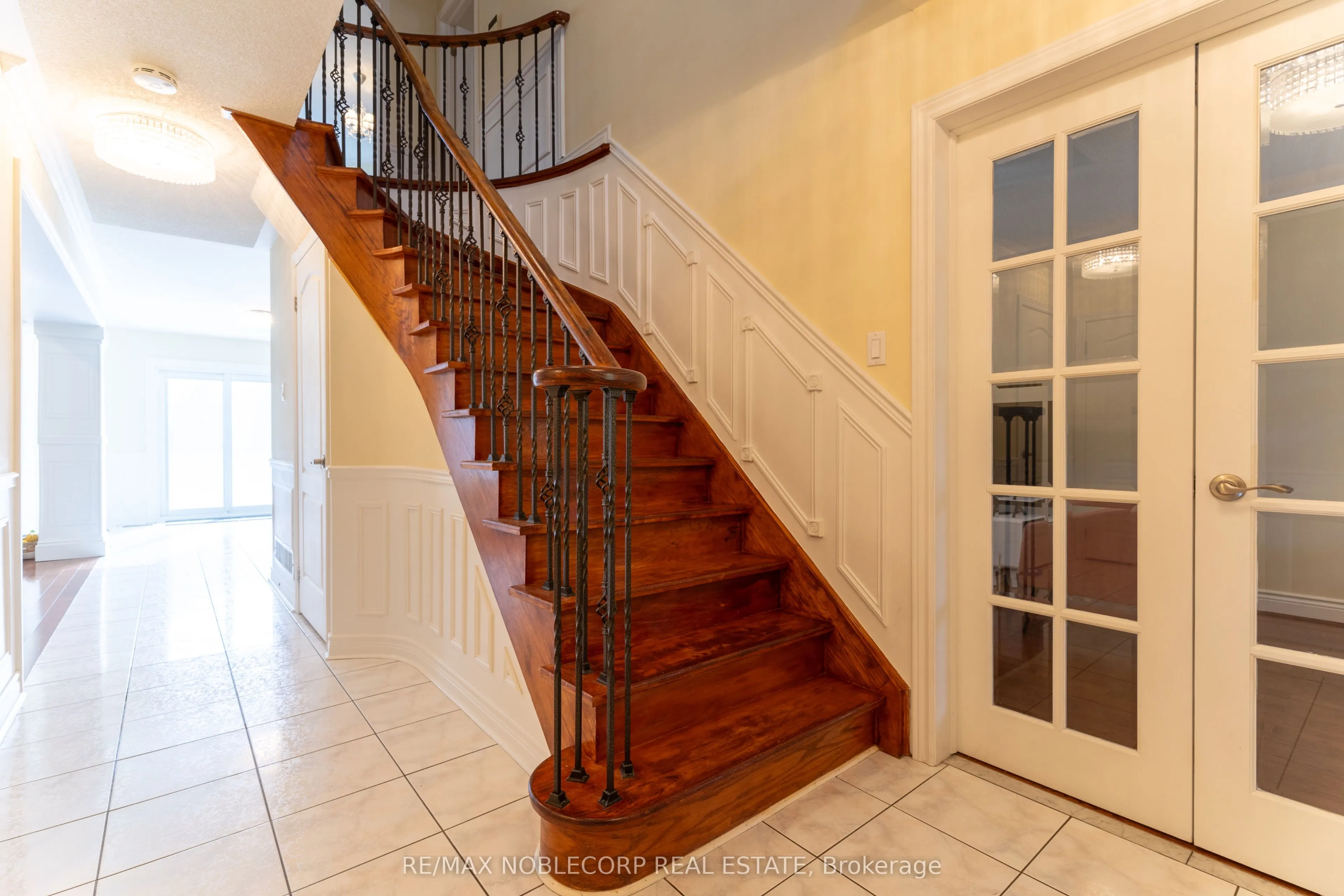 71 Castlepoint Drive