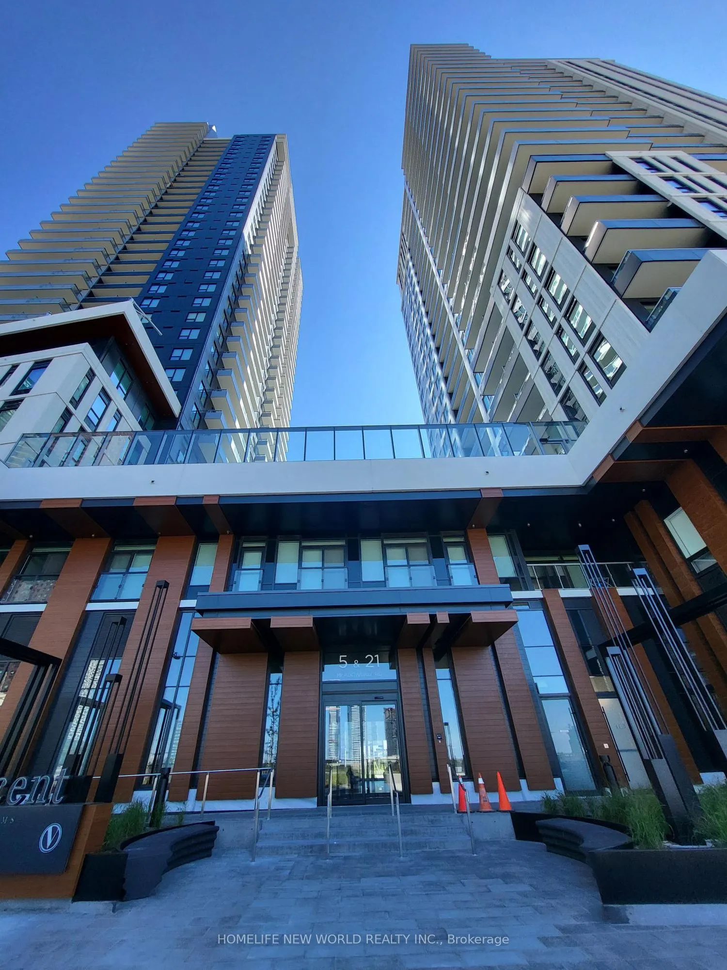 21 Meadowdale Road #2601