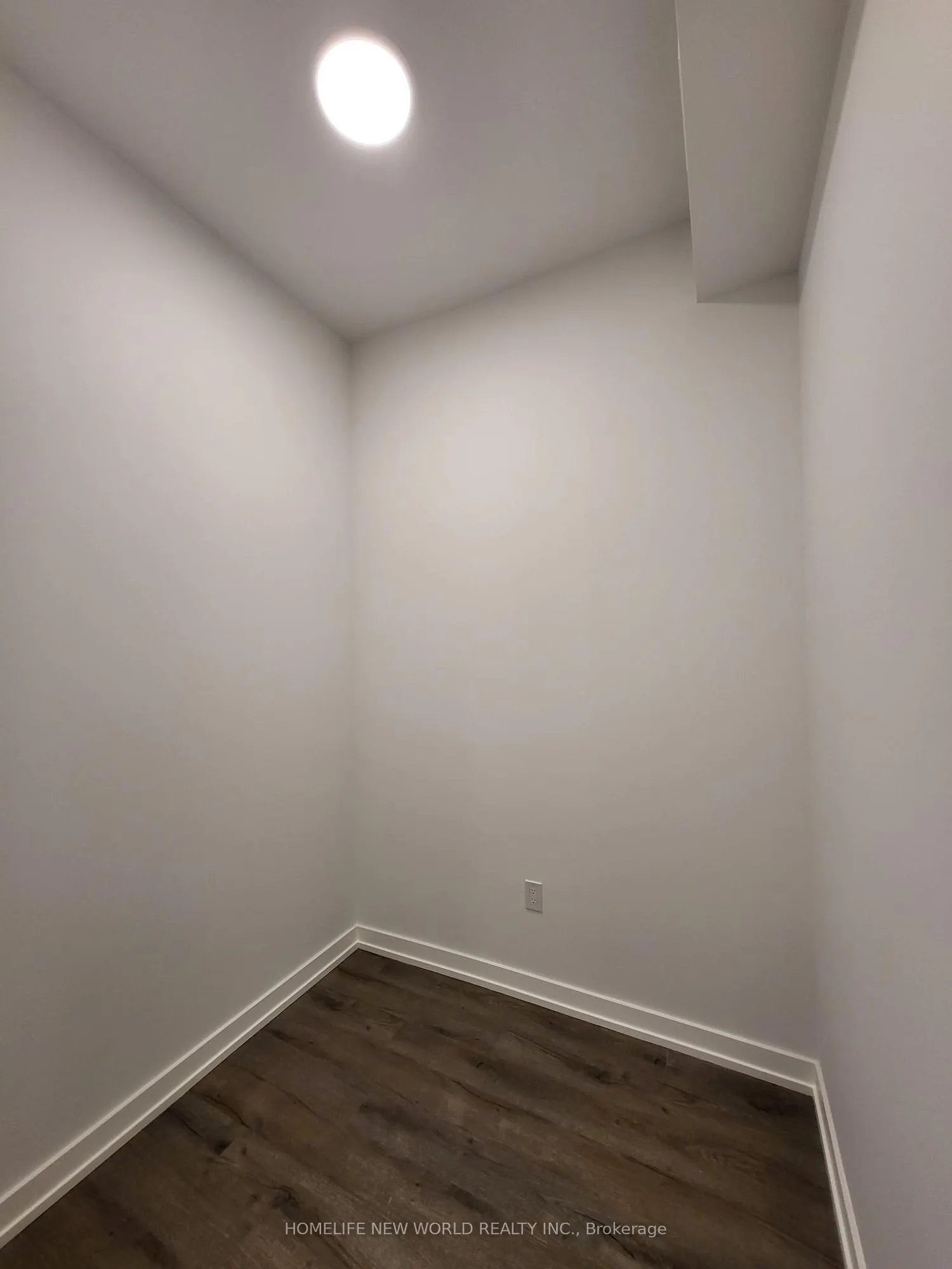 21 Meadowdale Road #2601