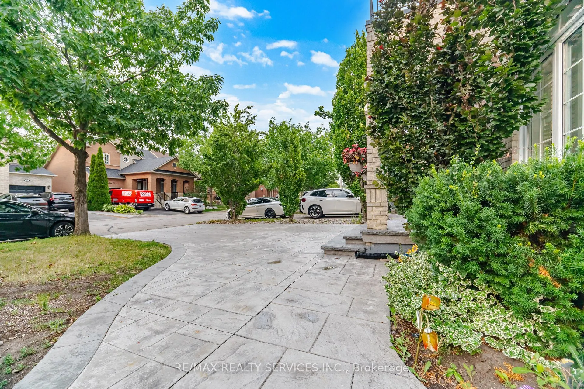 45 Skylark Drive