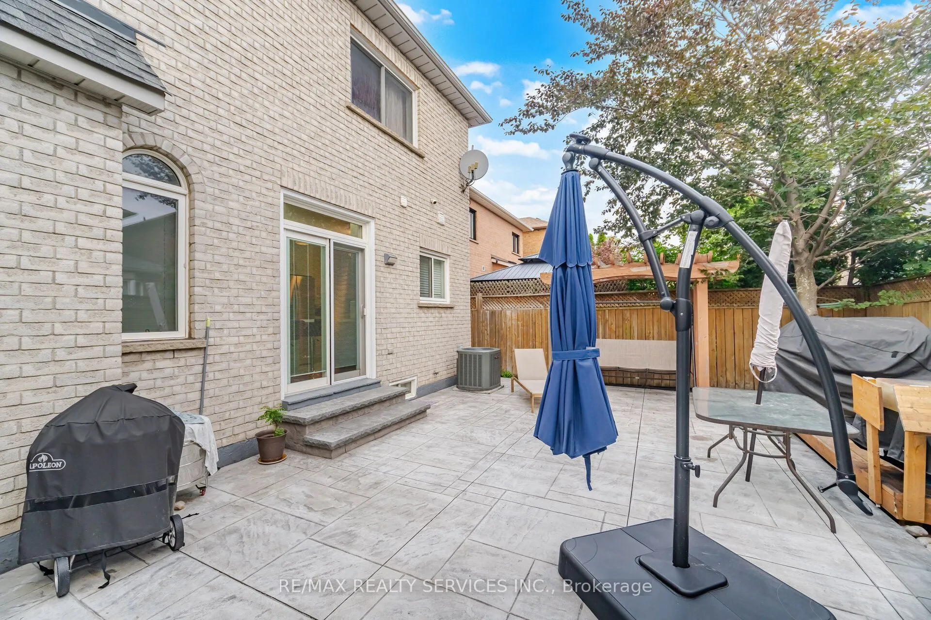 45 Skylark Drive