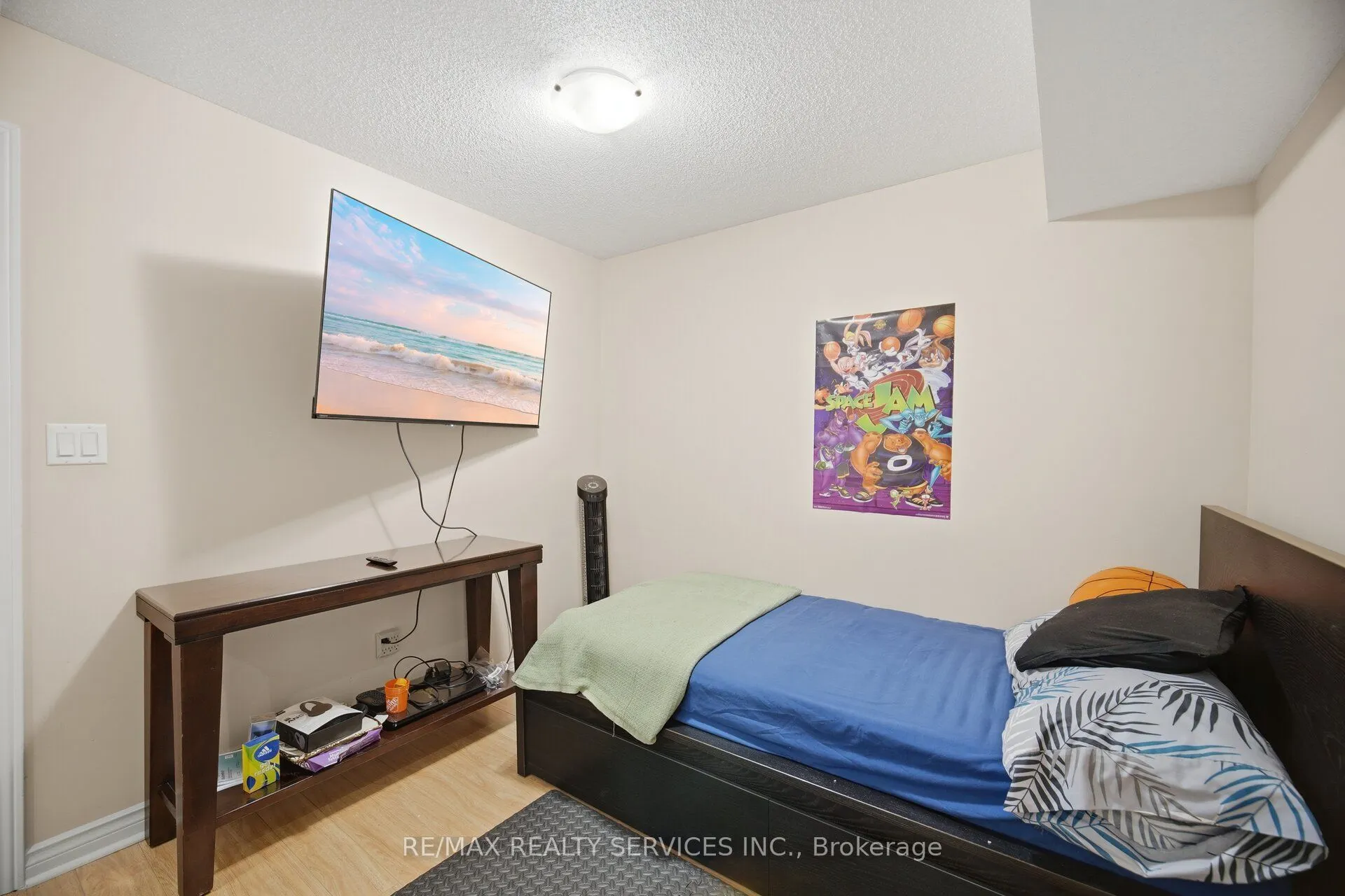 45 Skylark Drive