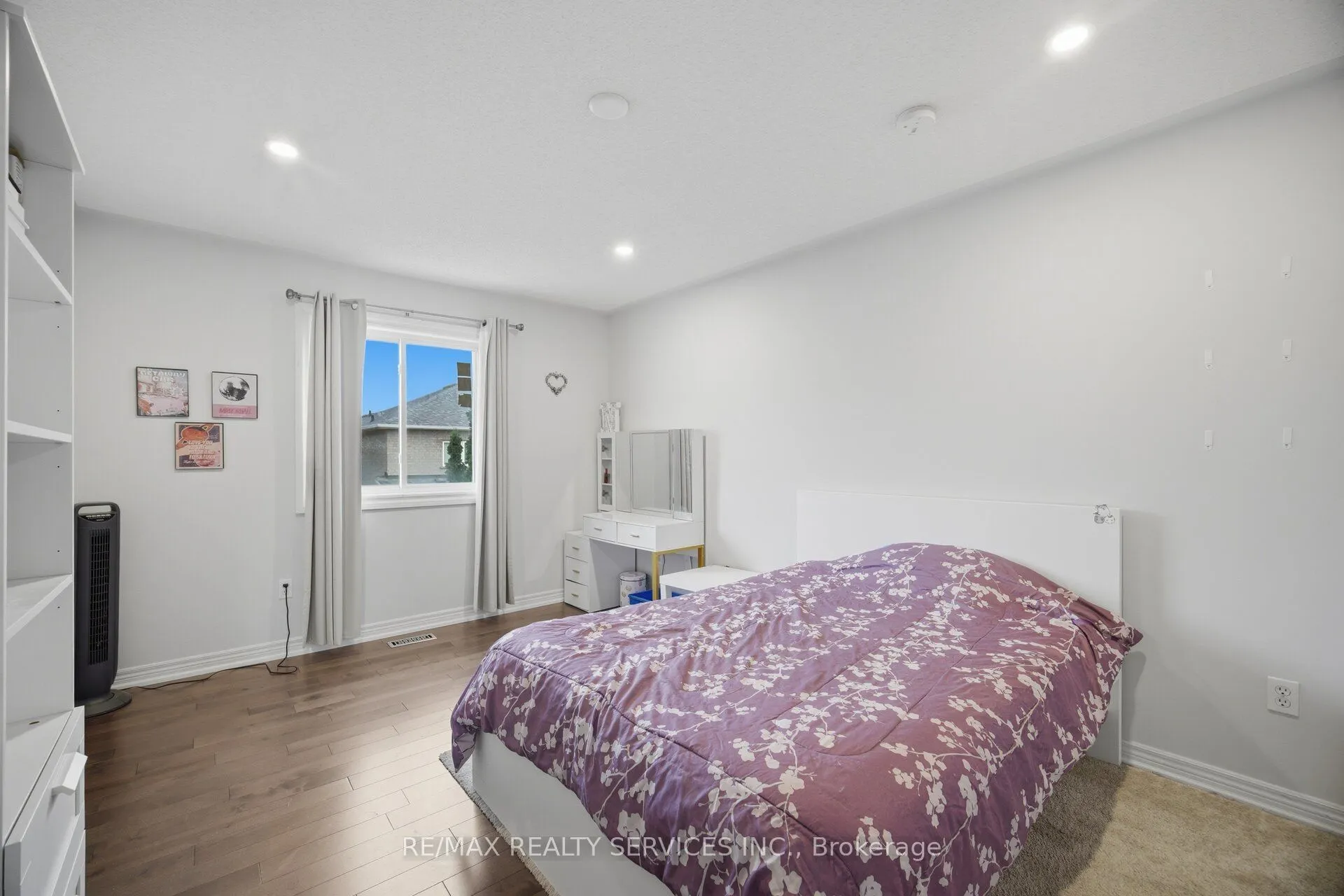 45 Skylark Drive