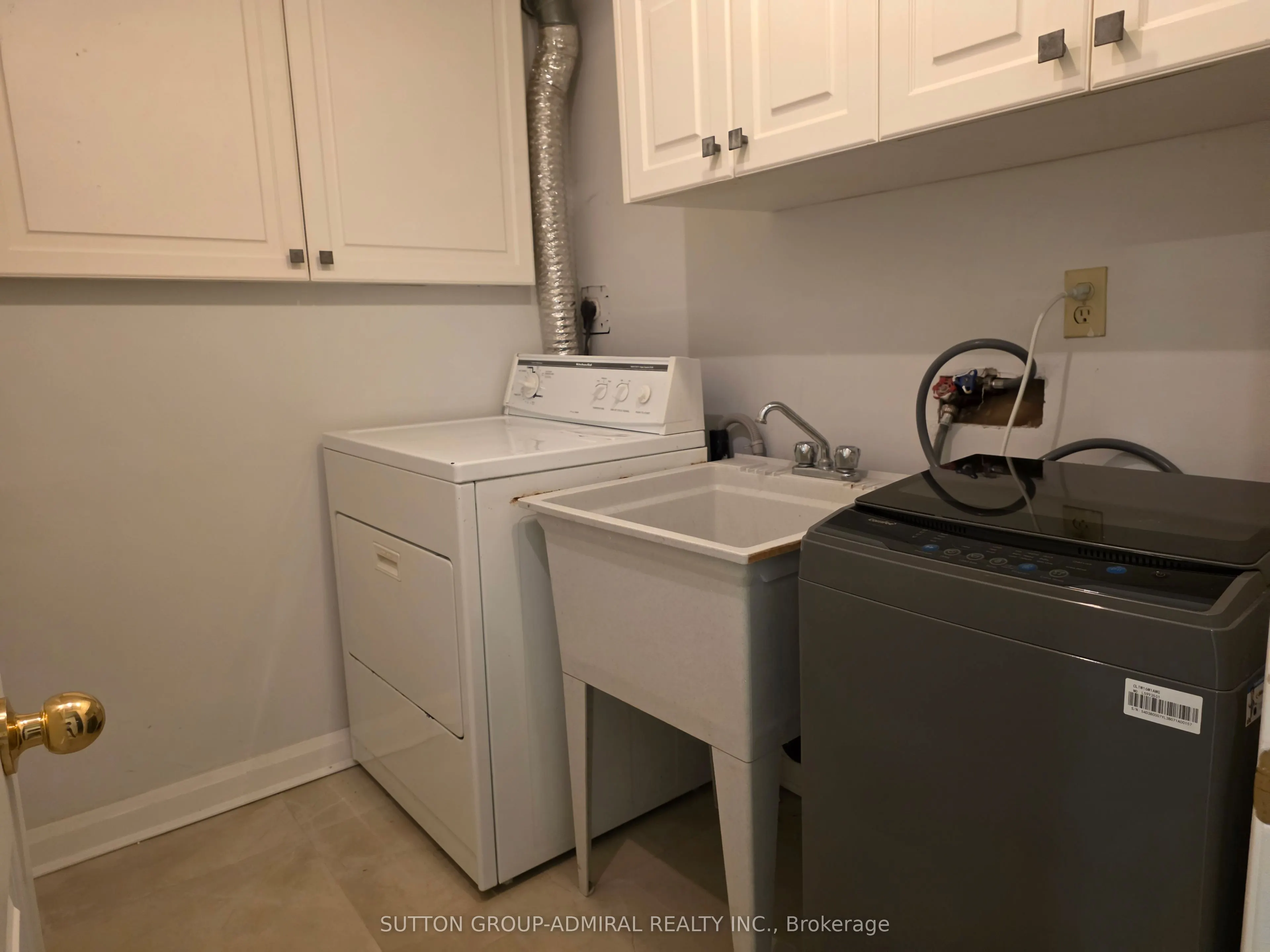 64 Leno Mills Avenue #Basement