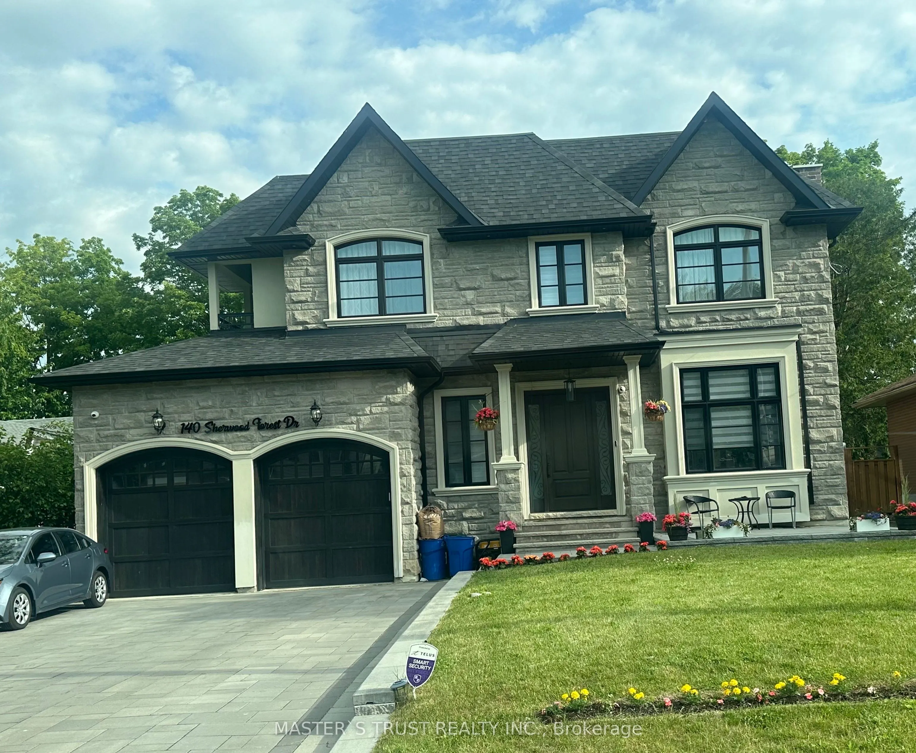 140 Sherwood Forest Drive