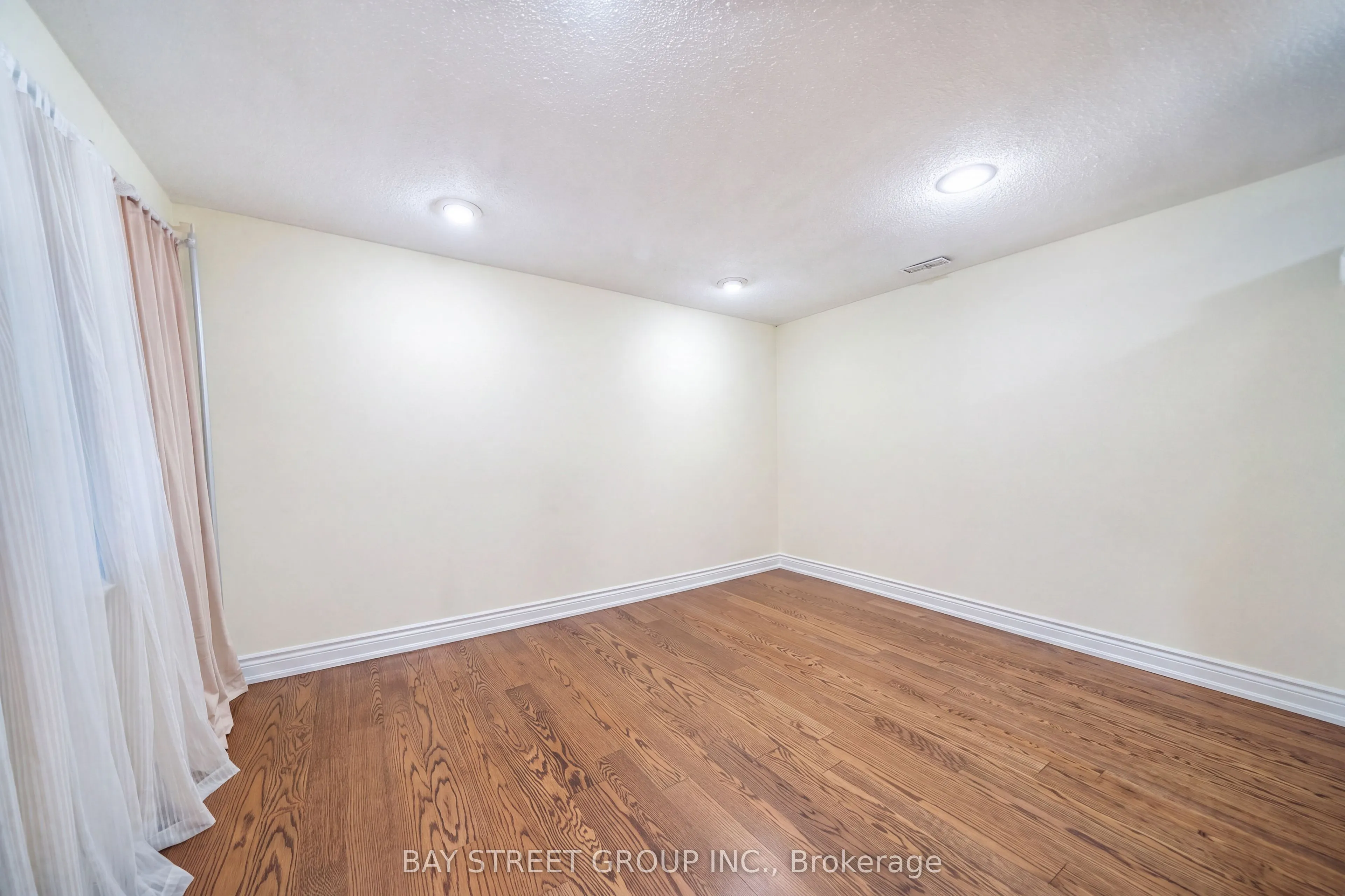 32 Alanadale Avenue #BSMT
