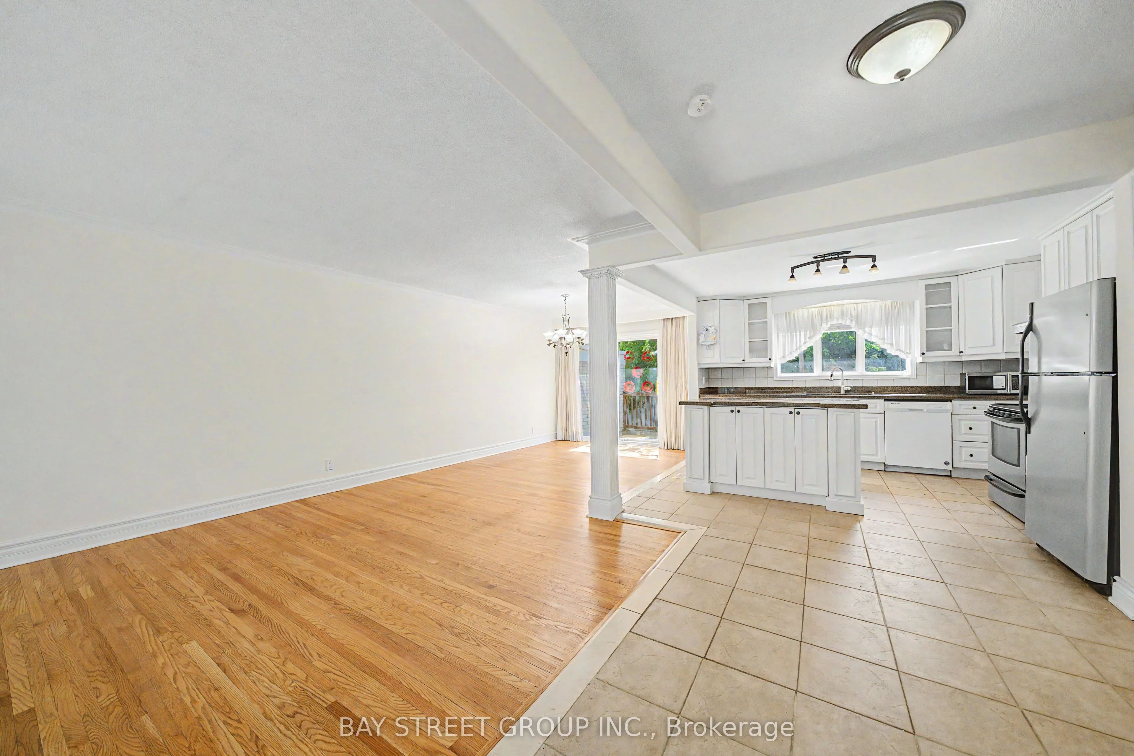 32 Alanadale Avenue