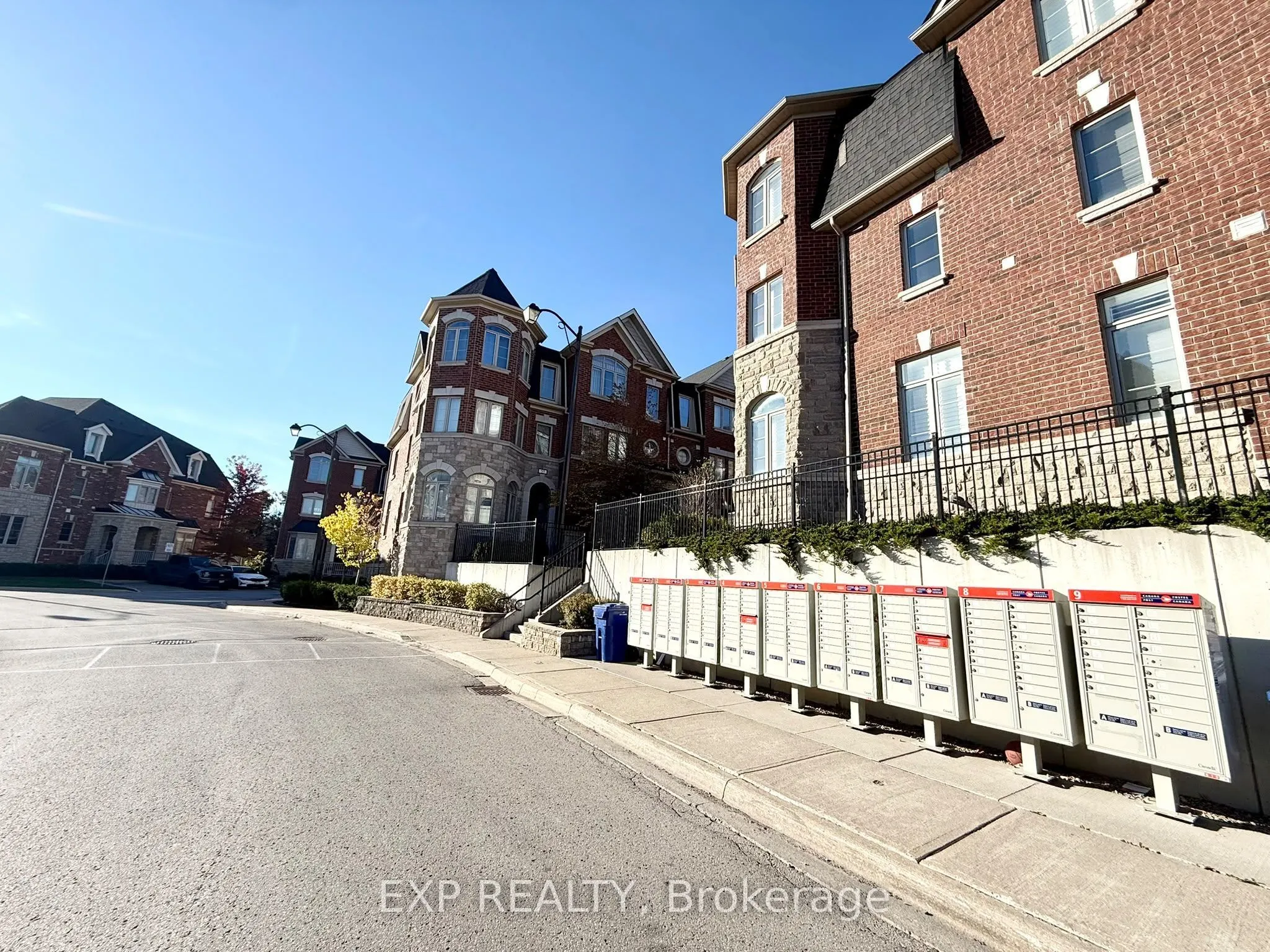 1331 Major Mackenzie Drive #58