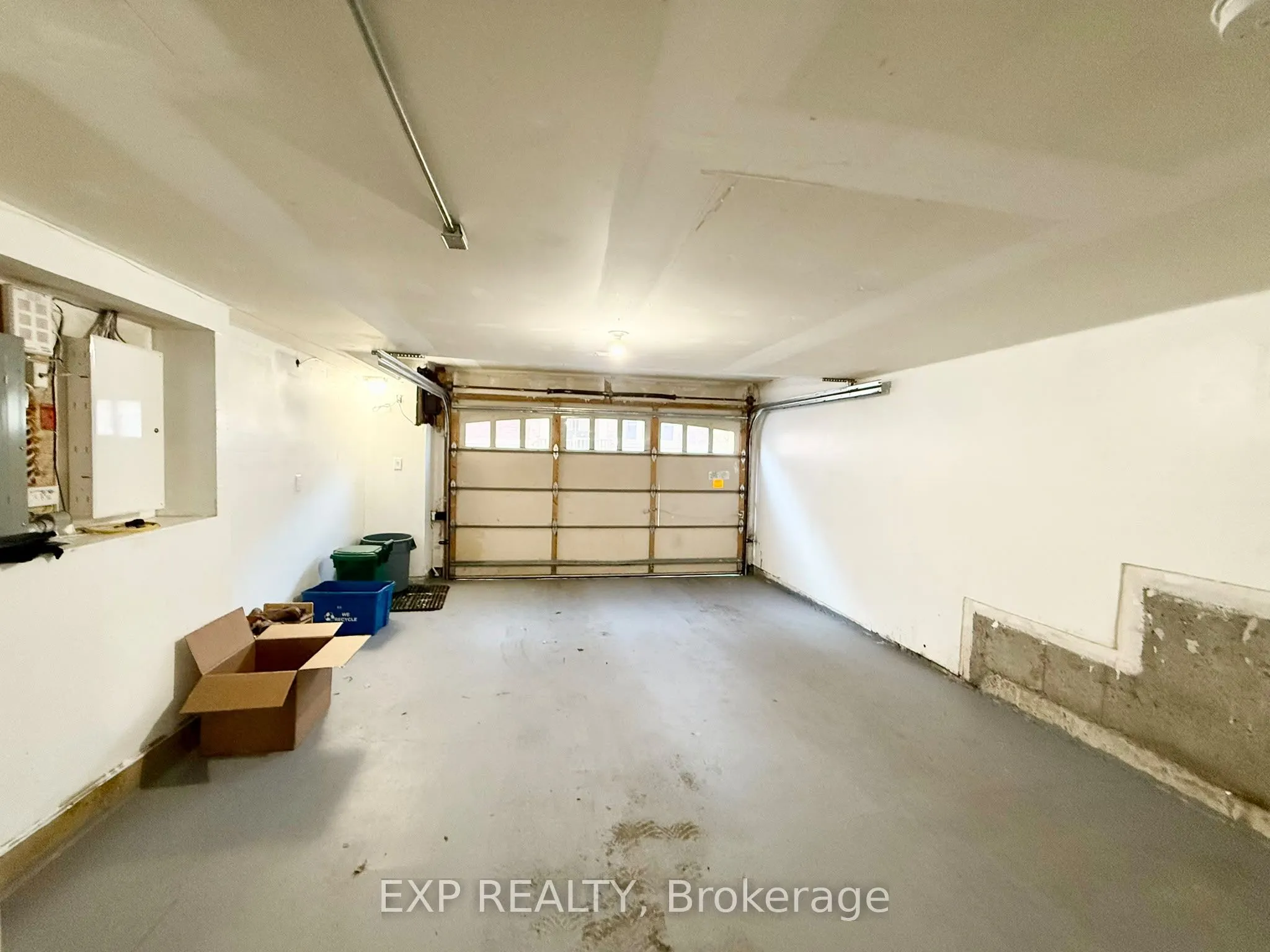 1331 Major Mackenzie Drive #58