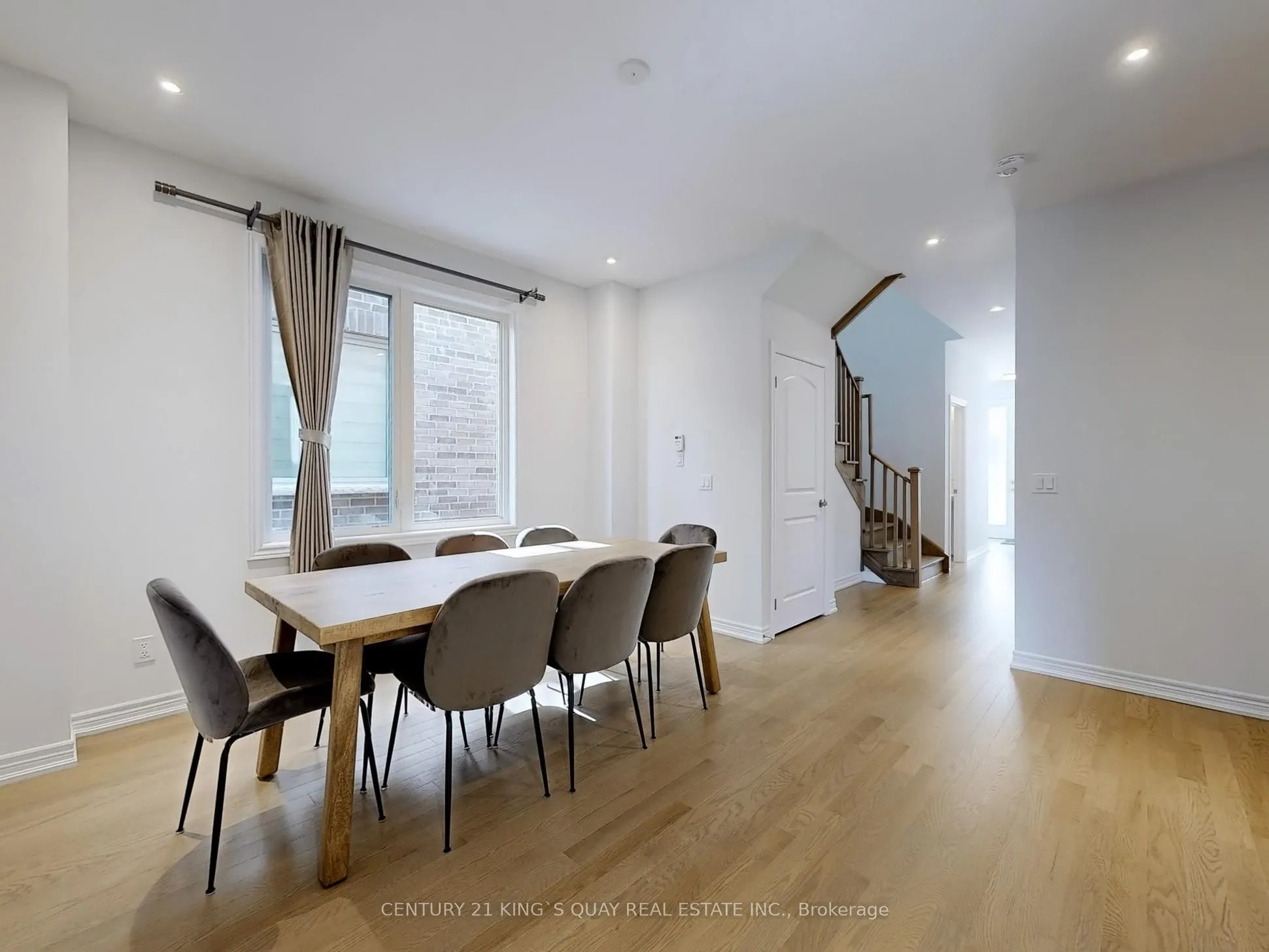 10 Red Blossom Court