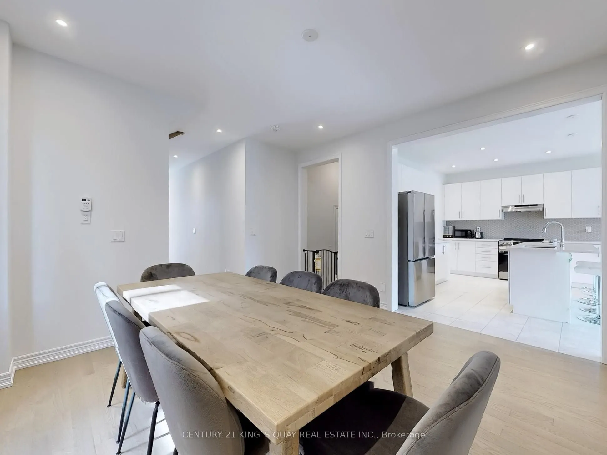 10 Red Blossom Court