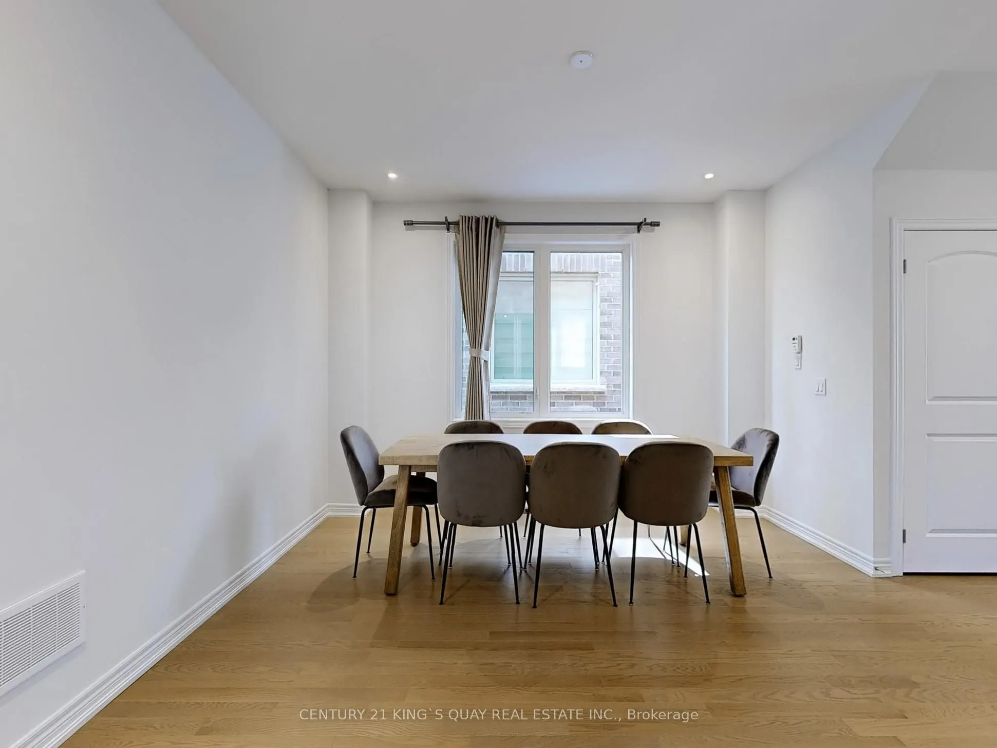 10 Red Blossom Court