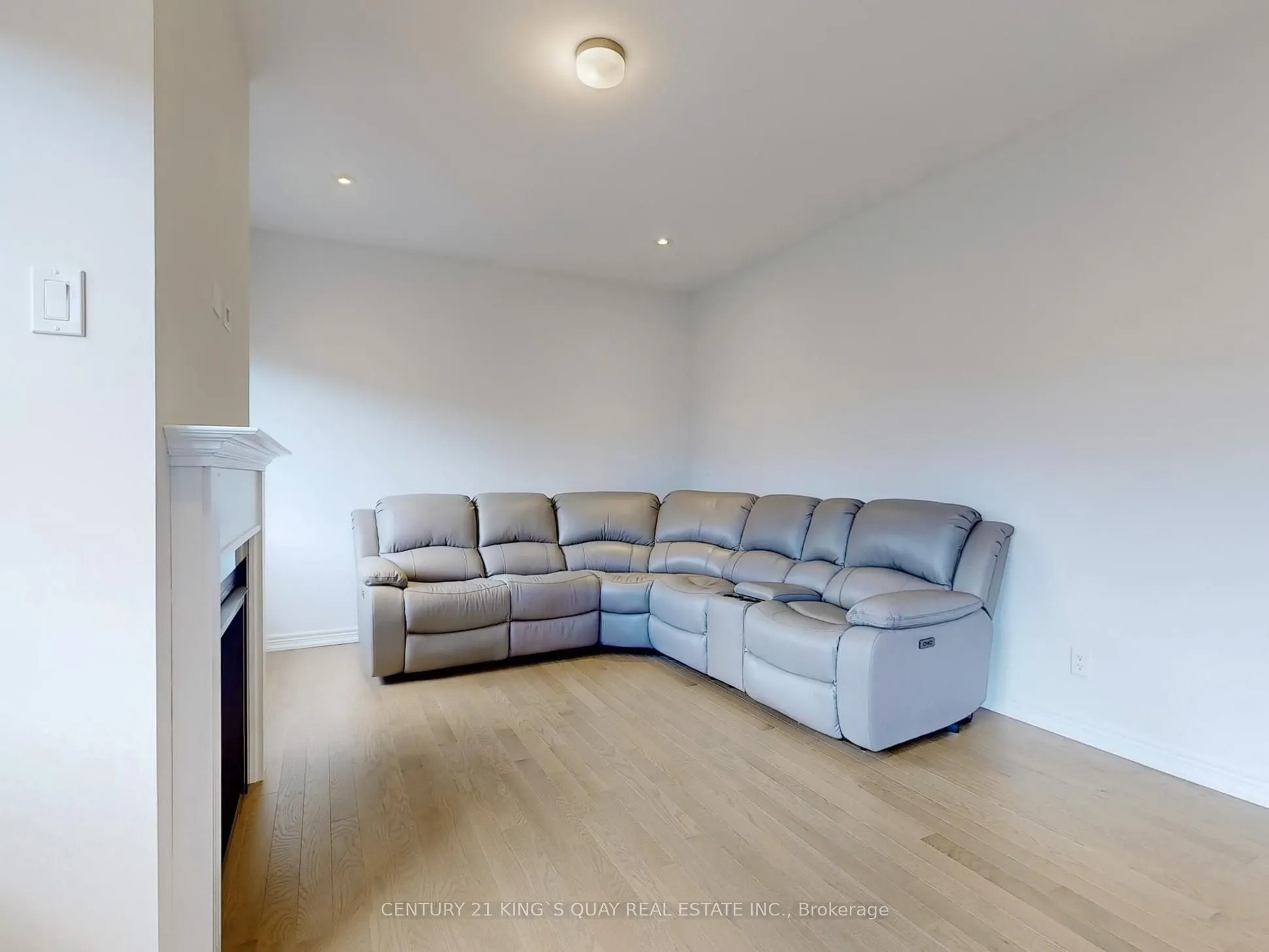 10 Red Blossom Court