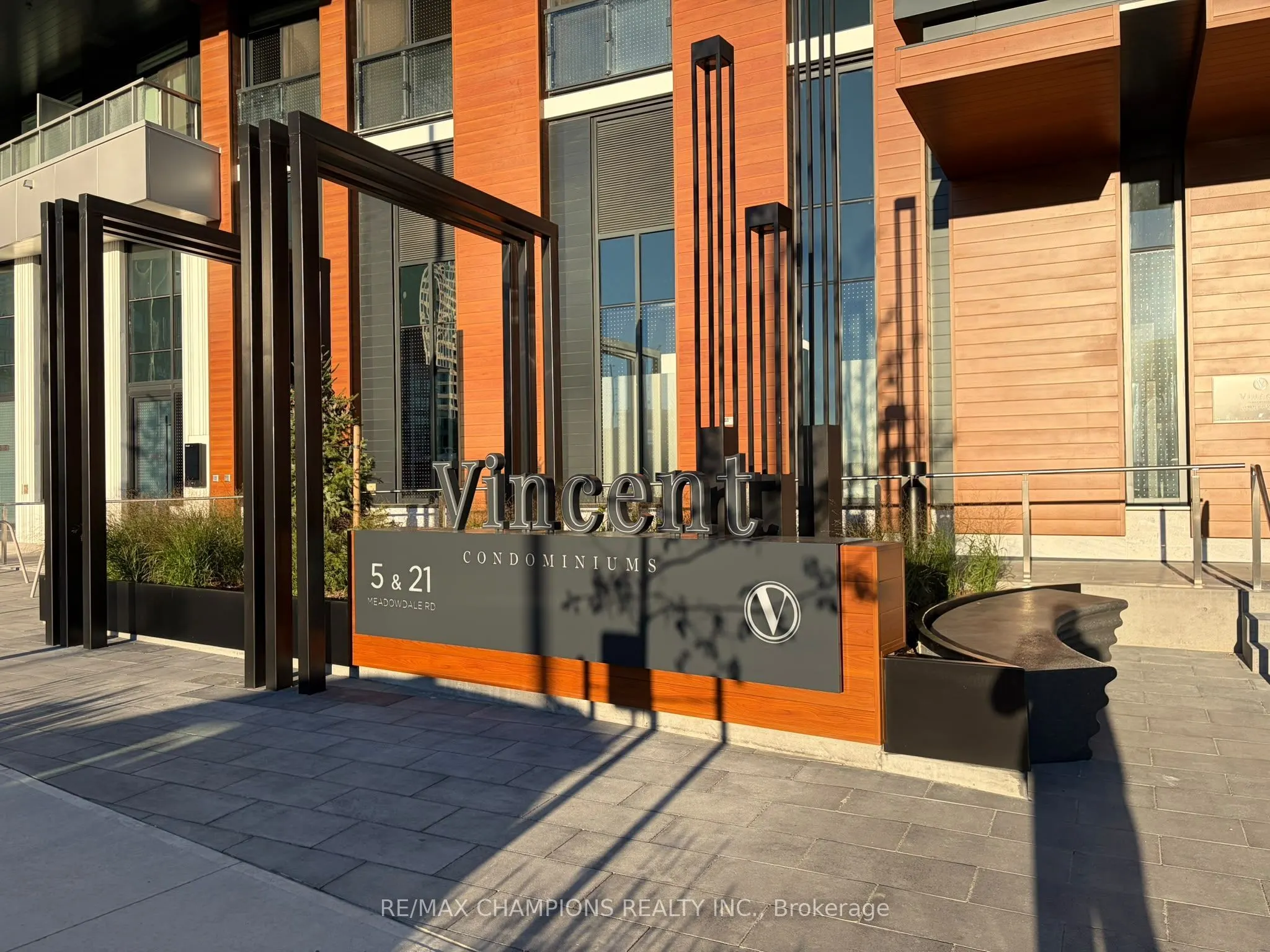 21 Meadowdale Road #2502