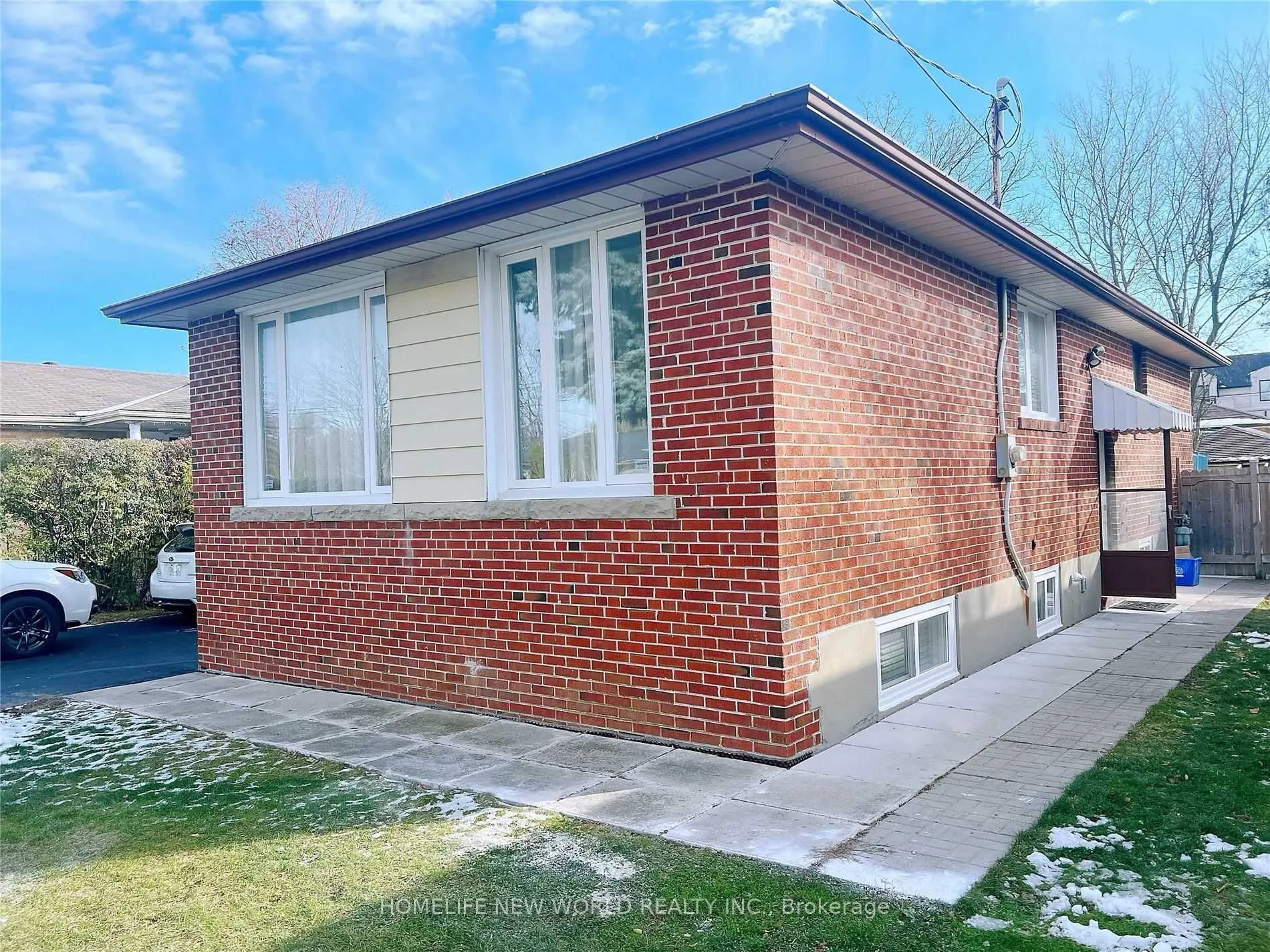 438 Fernleigh Circle N #Bsmt