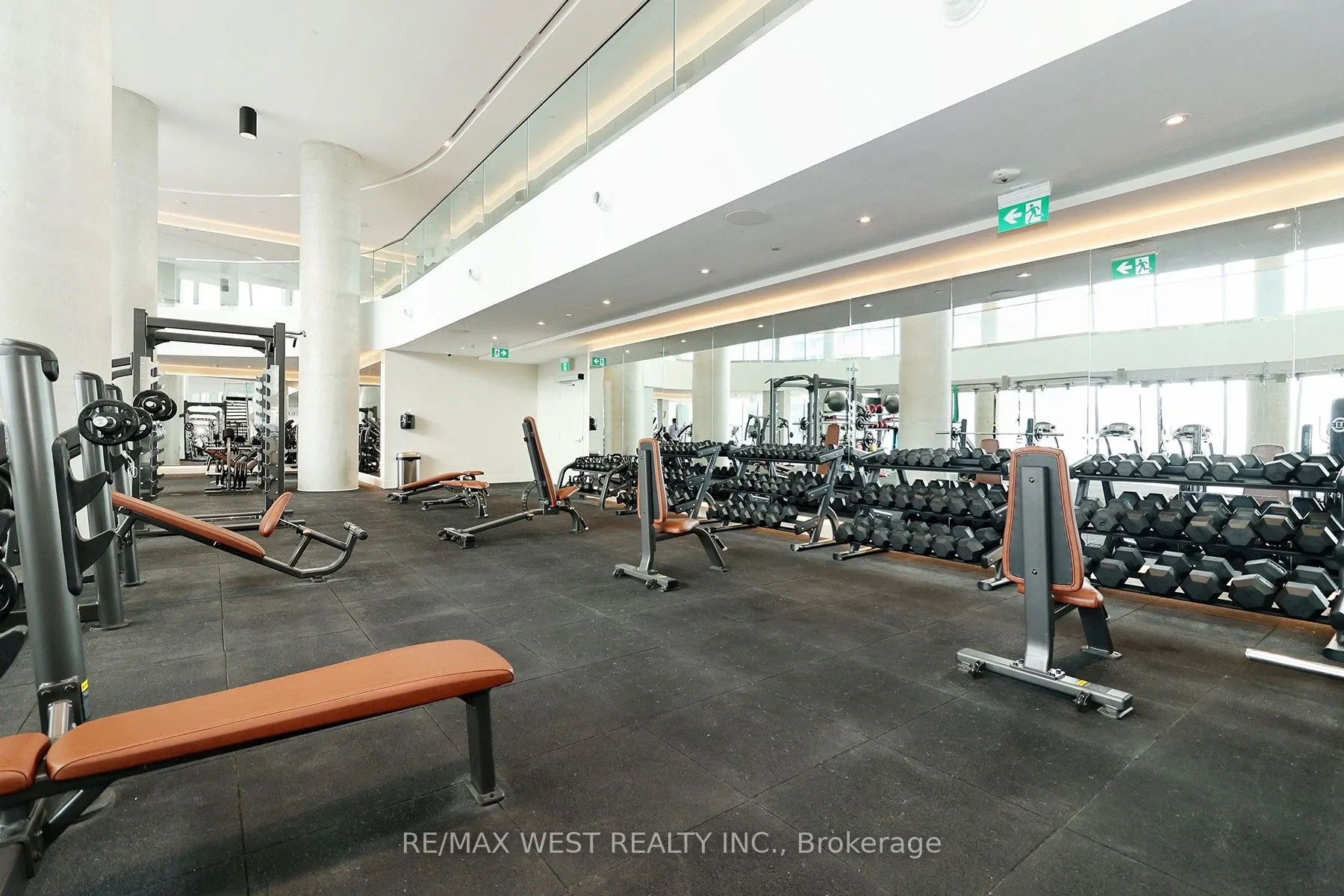 1000 Portage Parkway #2009