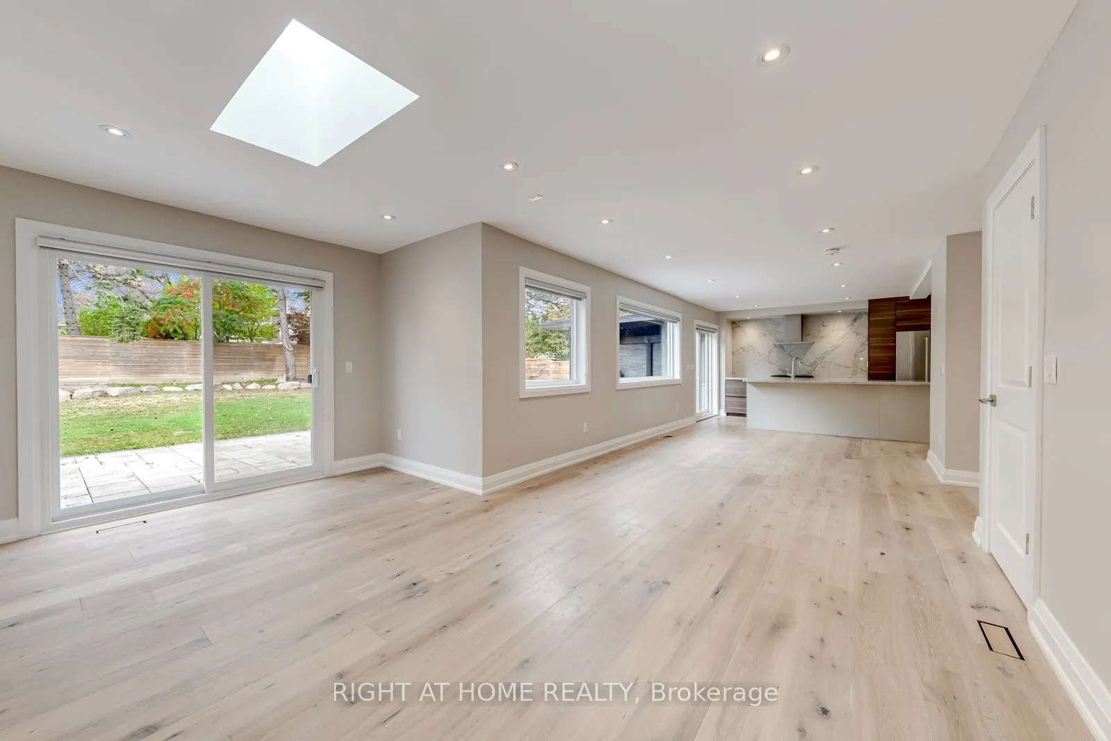 30 Penwick Crescent