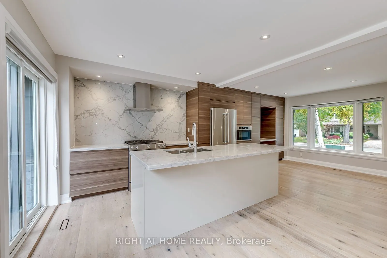 30 Penwick Crescent
