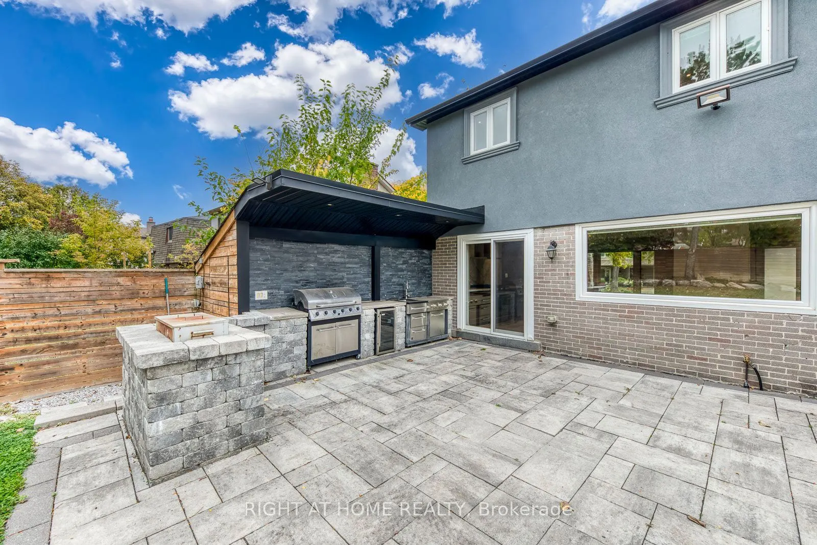 30 Penwick Crescent