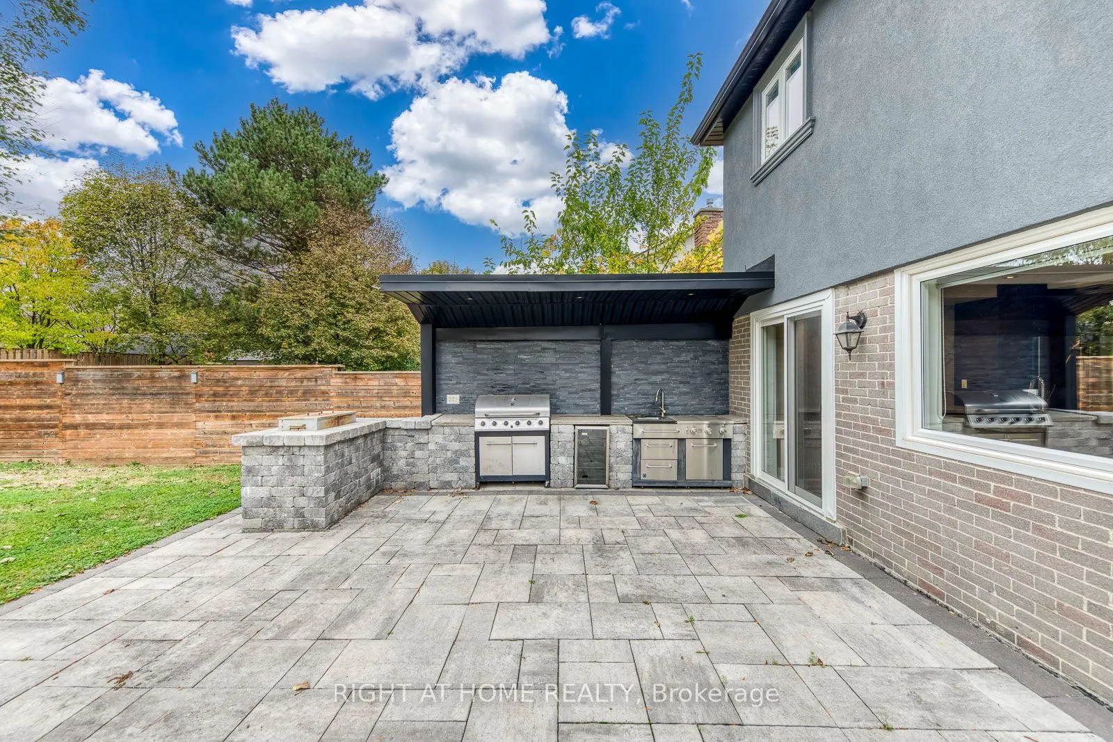 30 Penwick Crescent