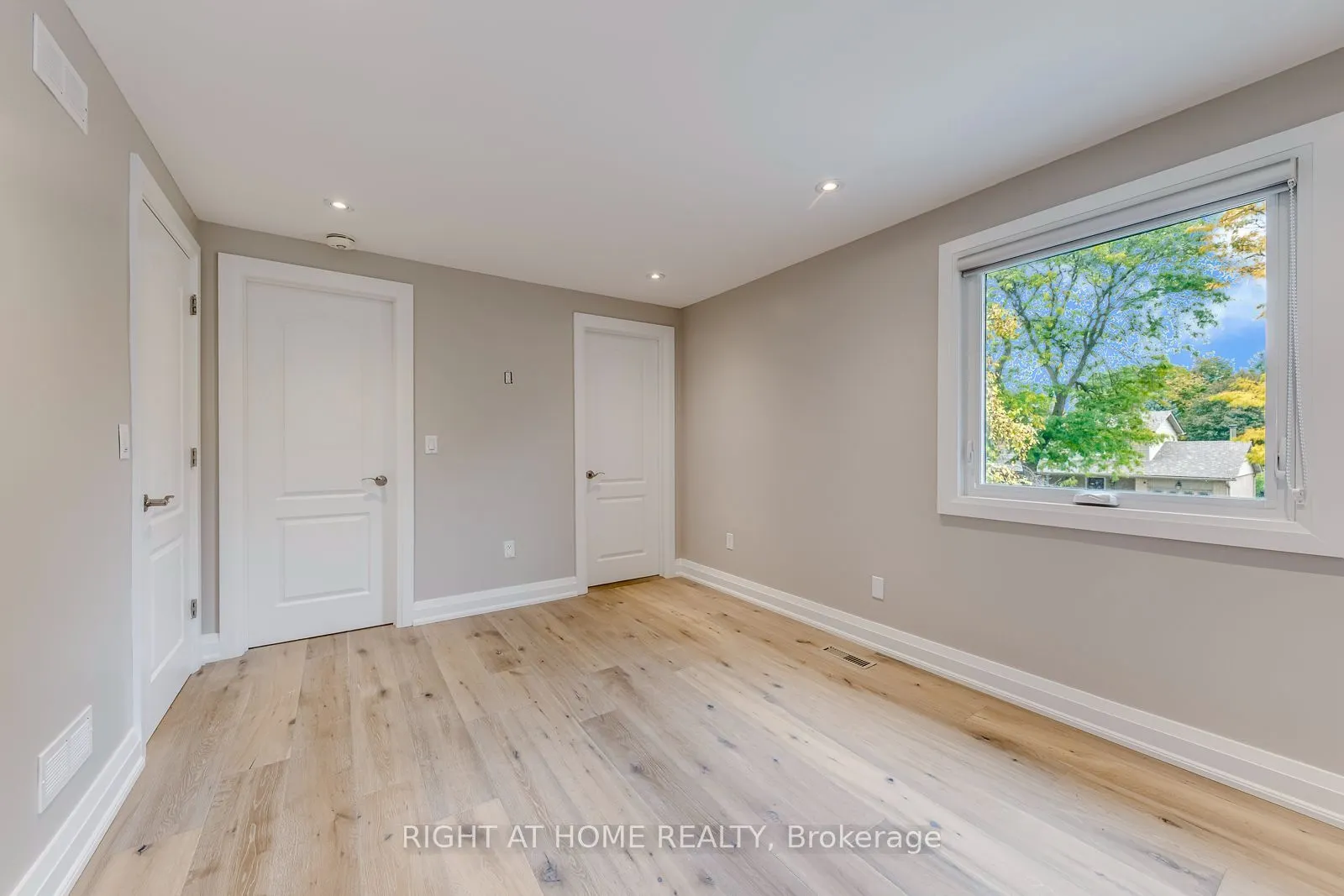 30 Penwick Crescent
