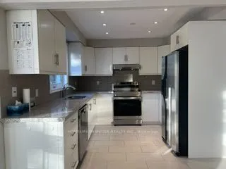 15 Heatherwood Crescent